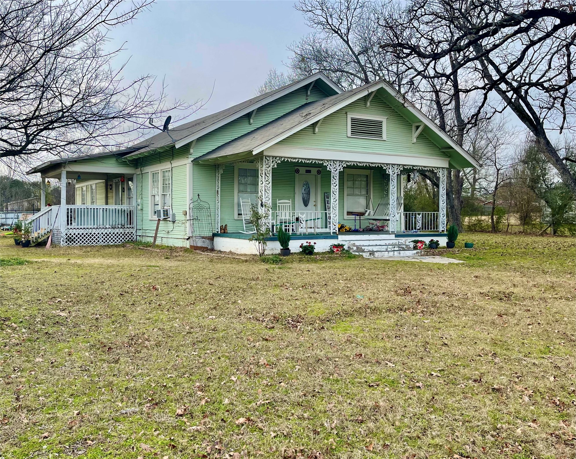 1023 N Spring Street Grand Saline TX 75140