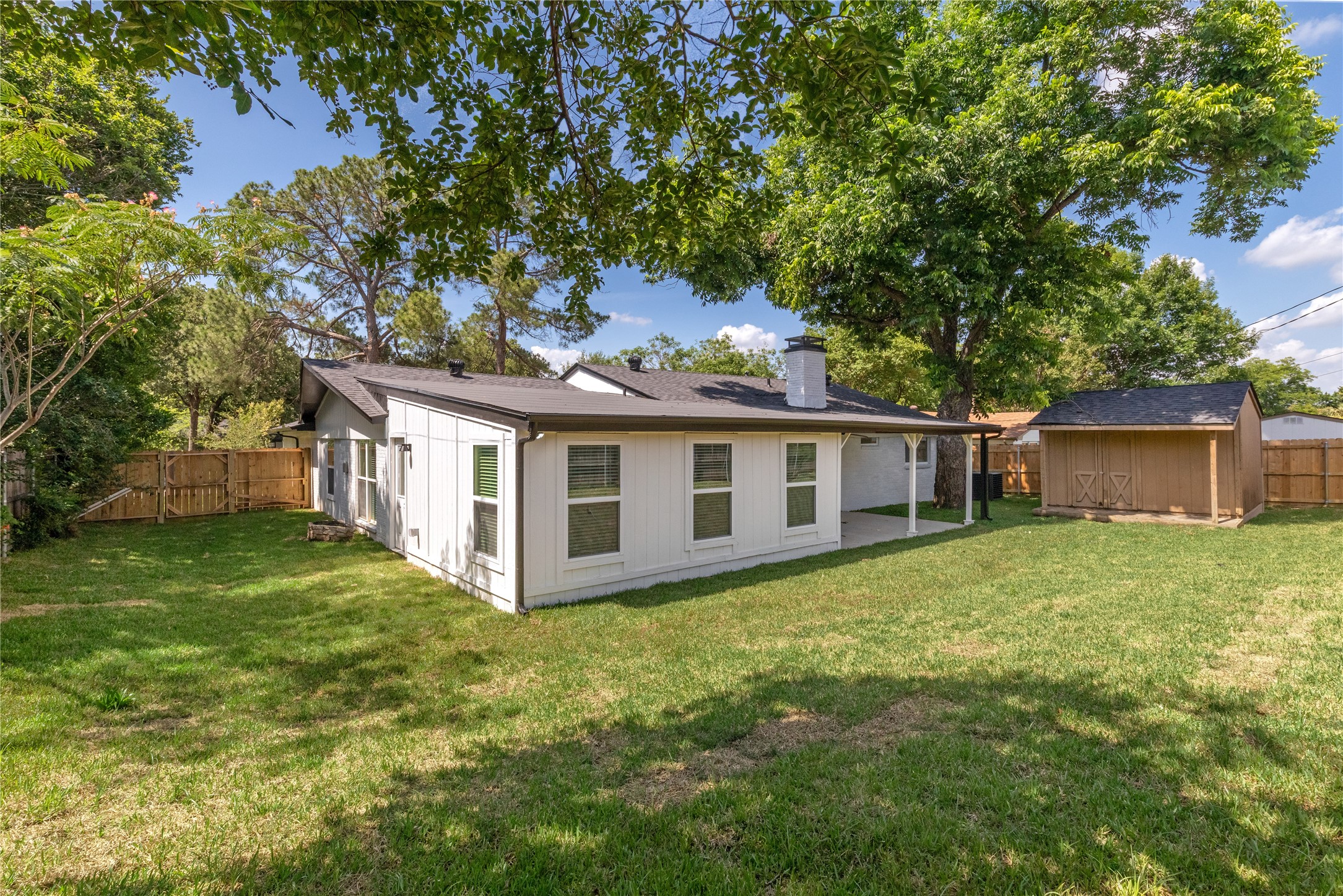 524 Circleview Drive N Hurst TX 76054