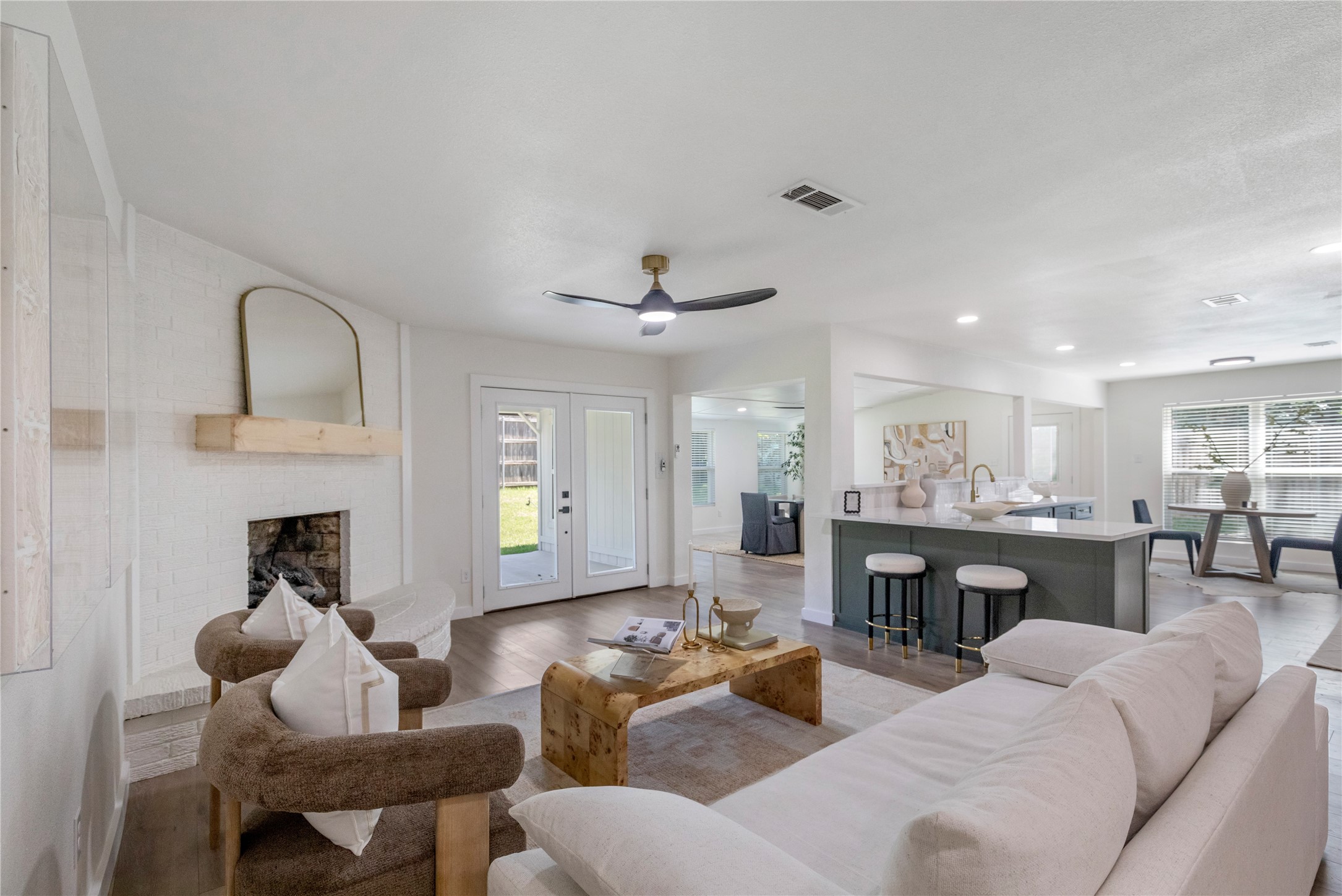524 Circleview Drive N Hurst TX 76054