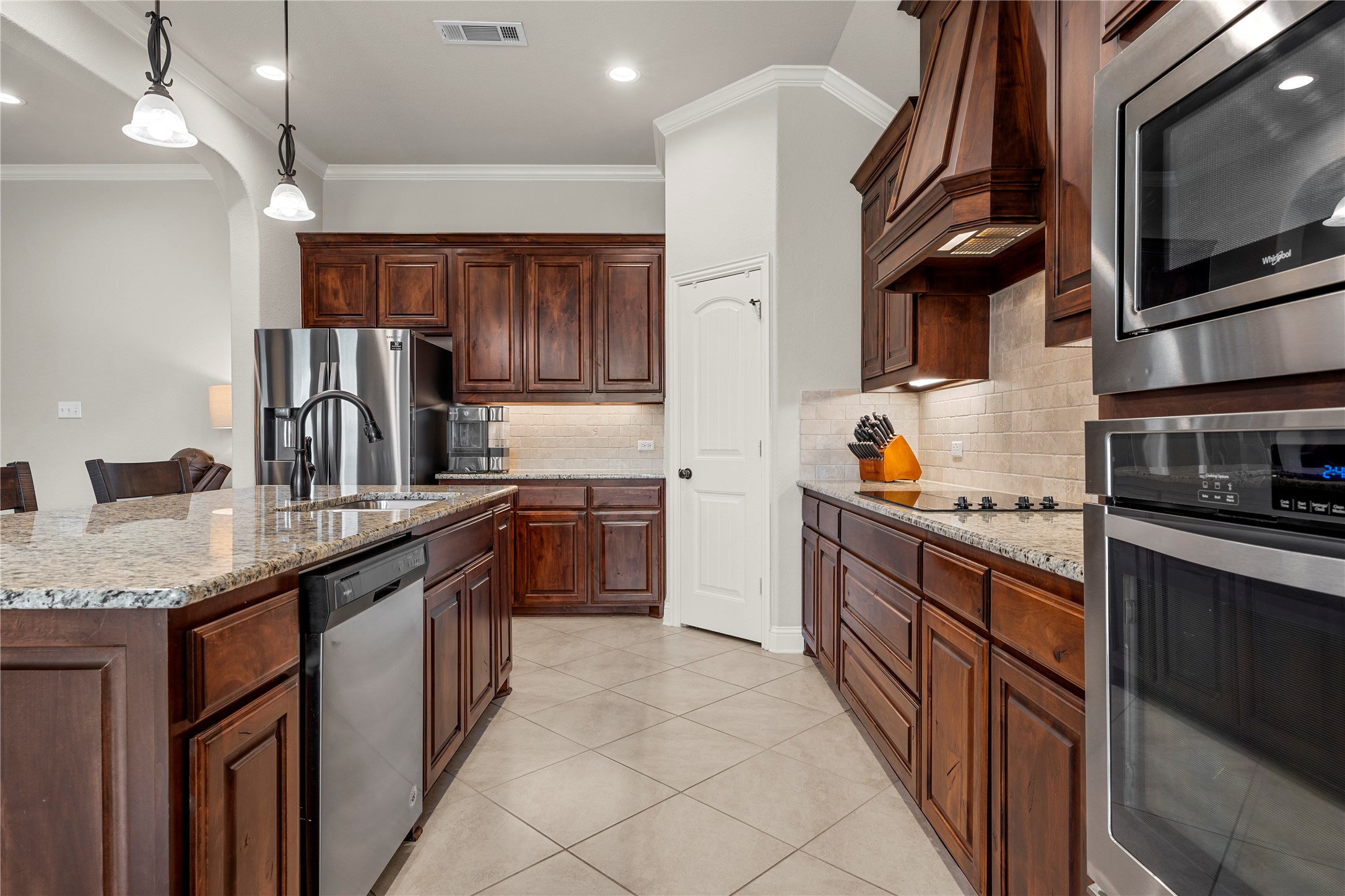 1013 Steamboat Drive Hewitt TX 76643