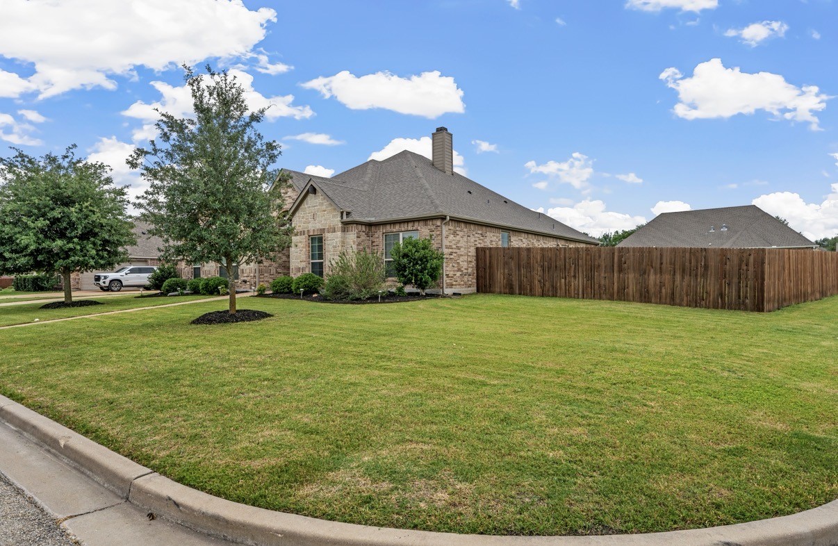 1013 Steamboat Drive Hewitt TX 76643