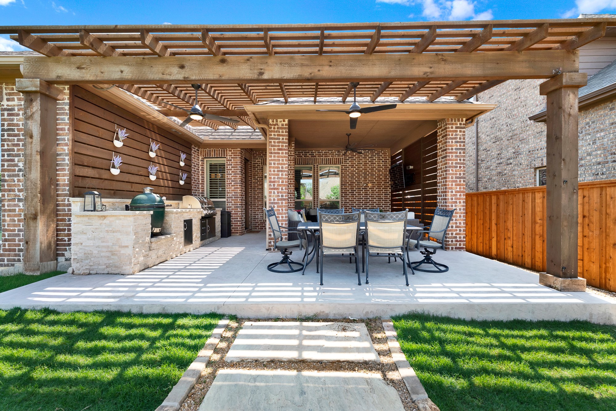 2248 Hidalgo Drive Carrollton TX 75010
