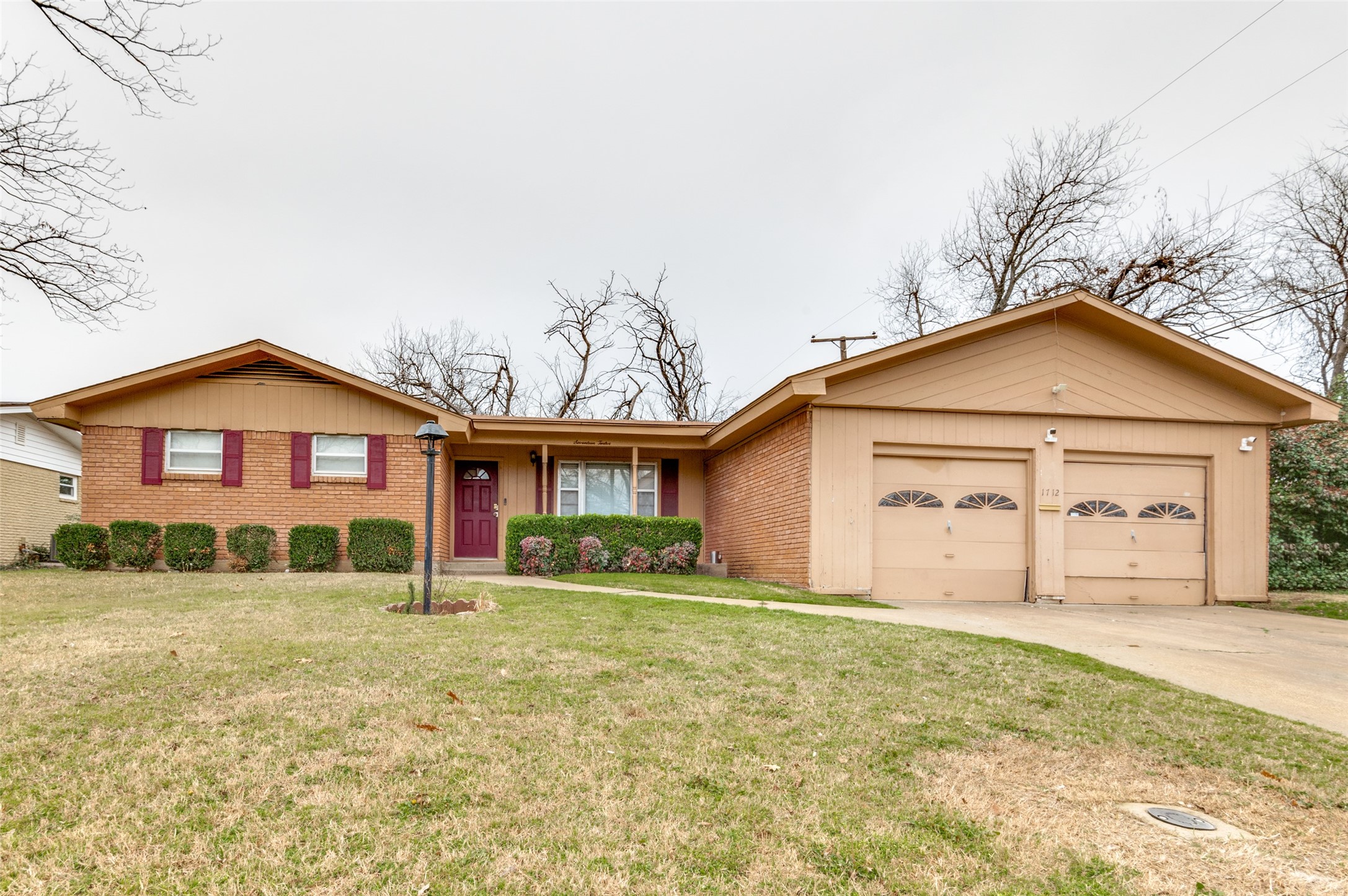 1712 N Edgewood Terrace Fort Worth TX 76103