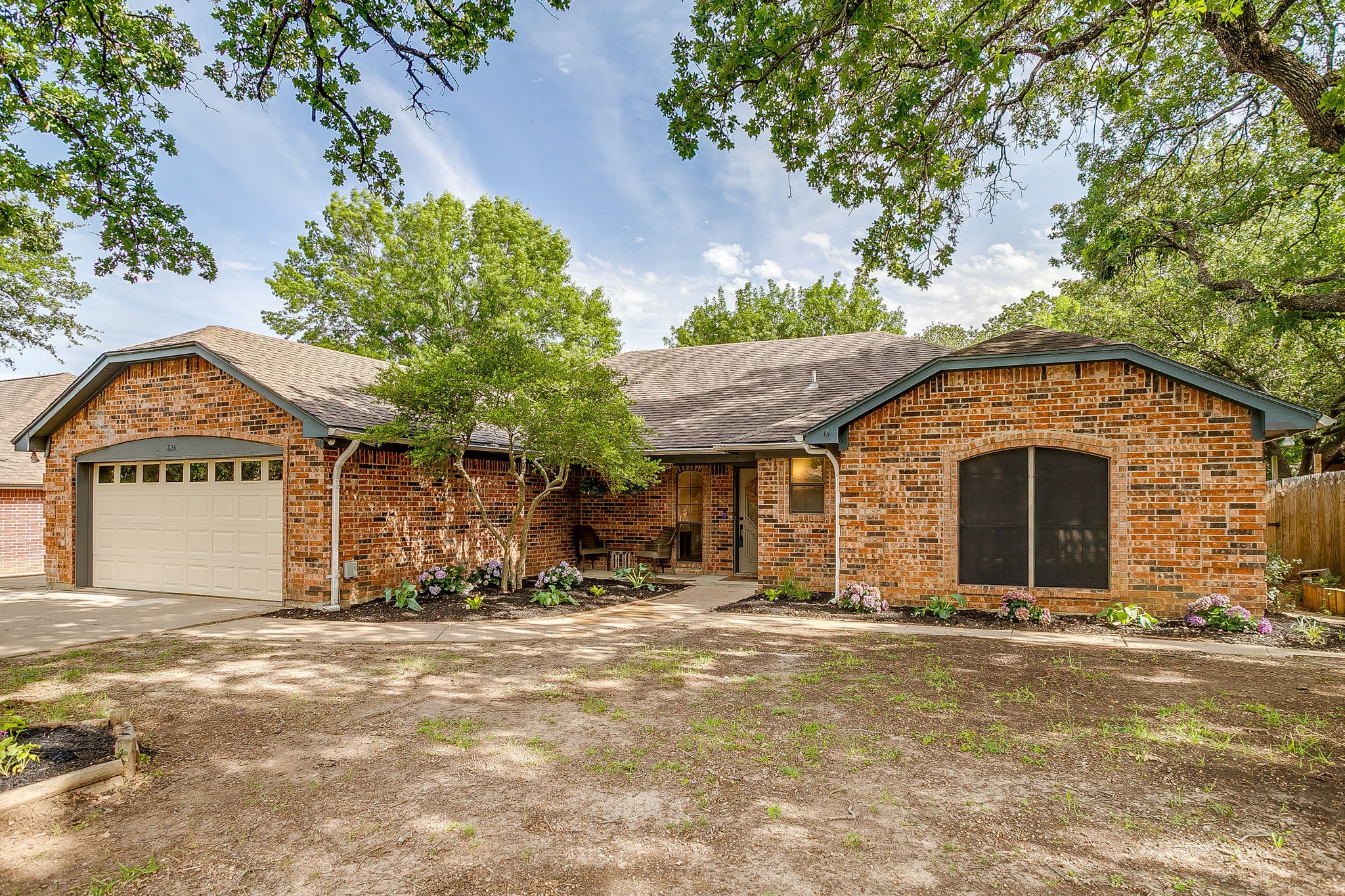 6824 Ridgewood Drive North Richland Hills TX 76182