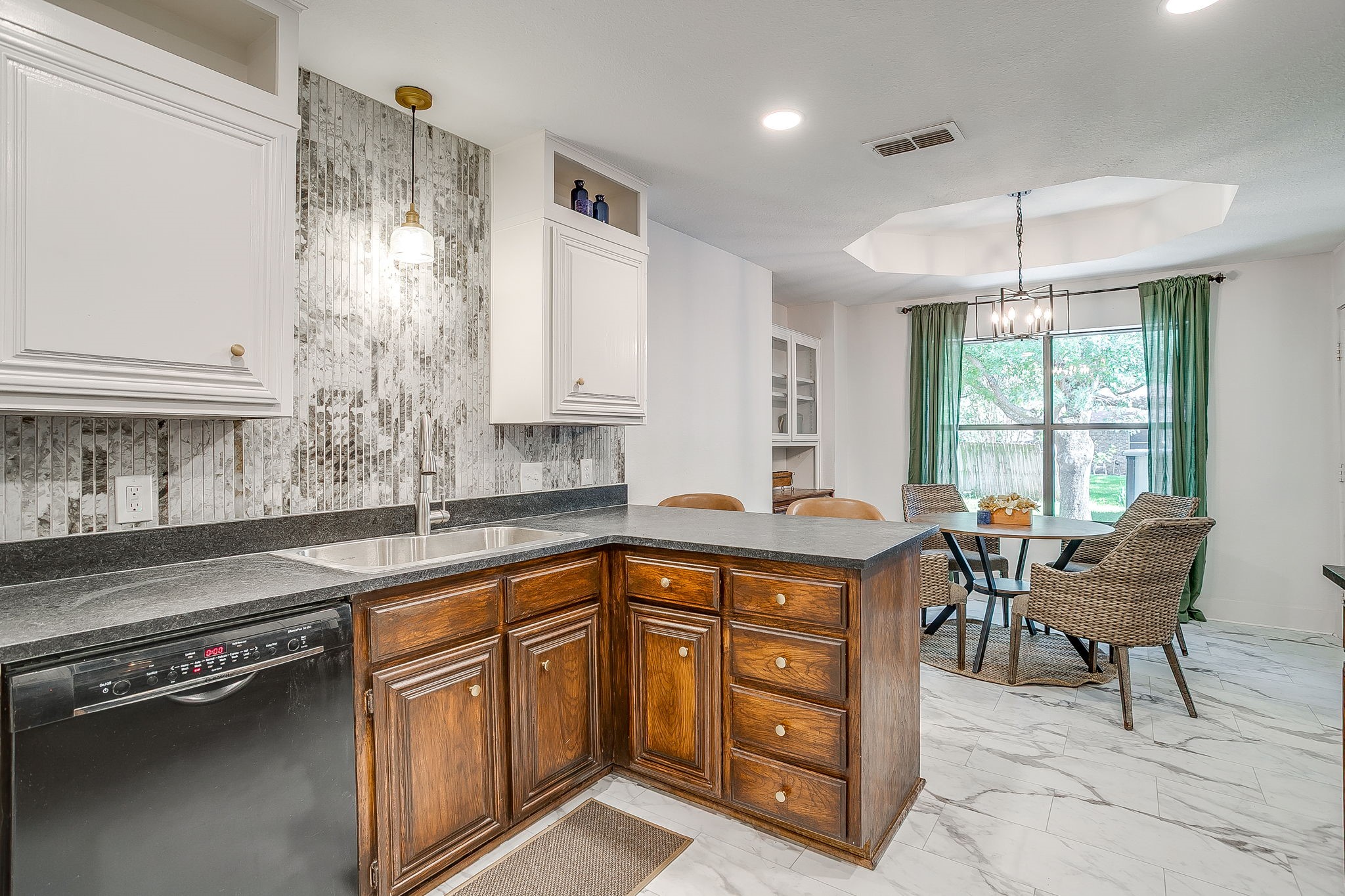 6824 Ridgewood Drive North Richland Hills TX 76182