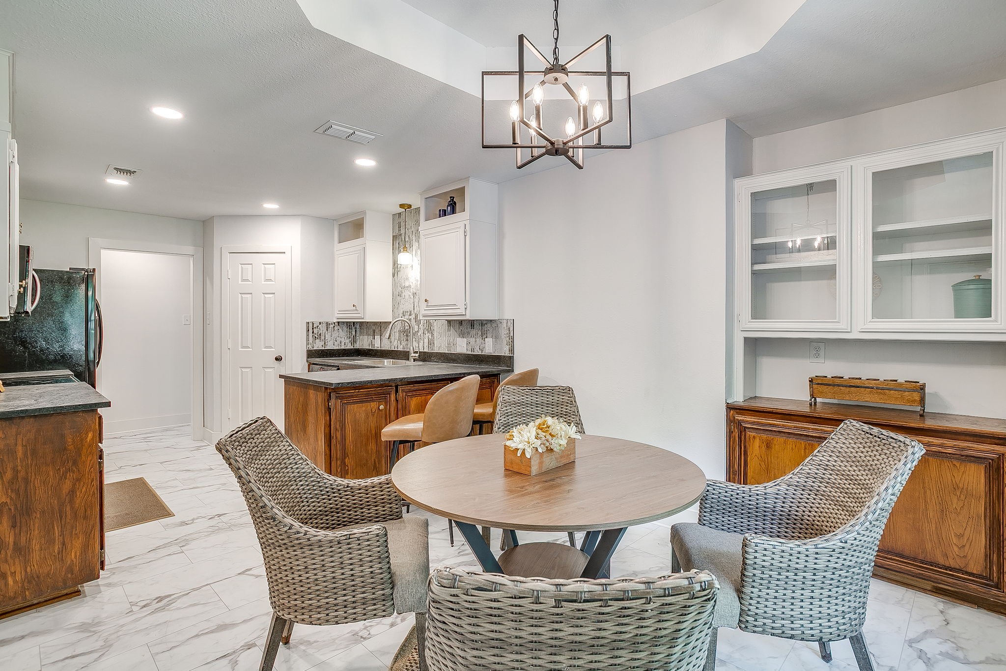 6824 Ridgewood Drive North Richland Hills TX 76182