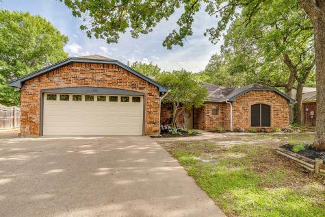 6824 Ridgewood Drive North Richland Hills TX 76182
