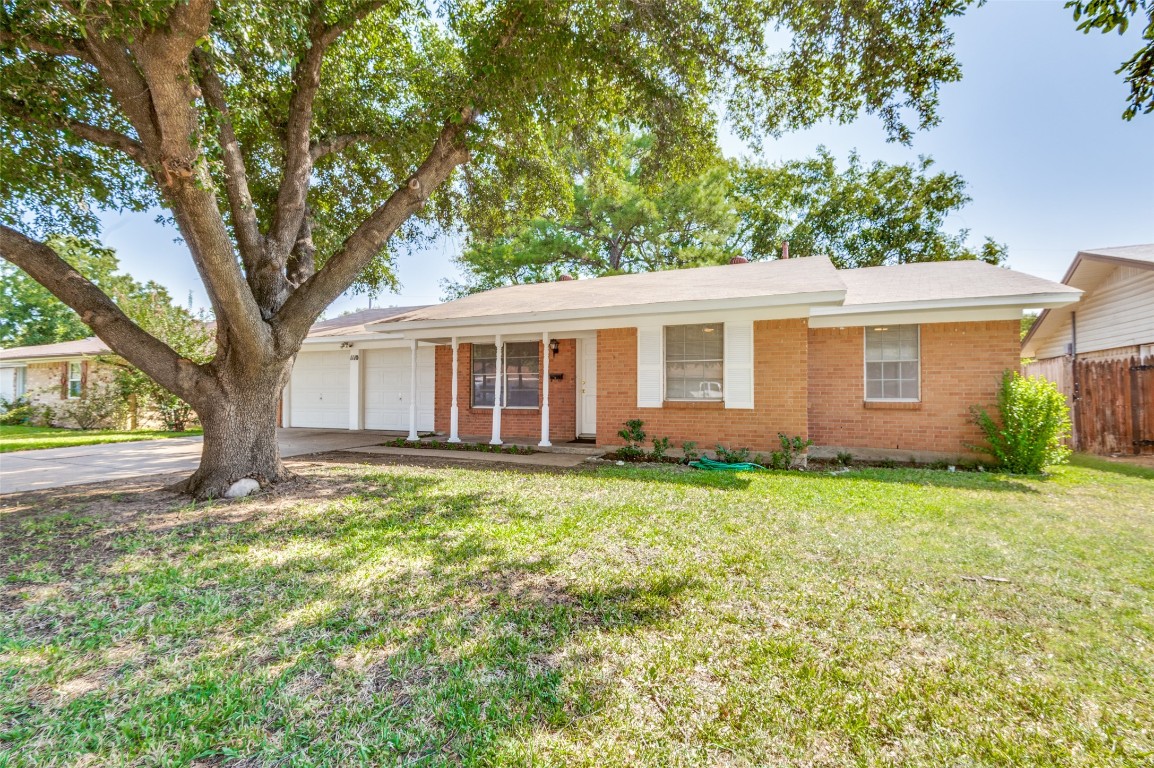1110 Patricia Street Irving TX 75060