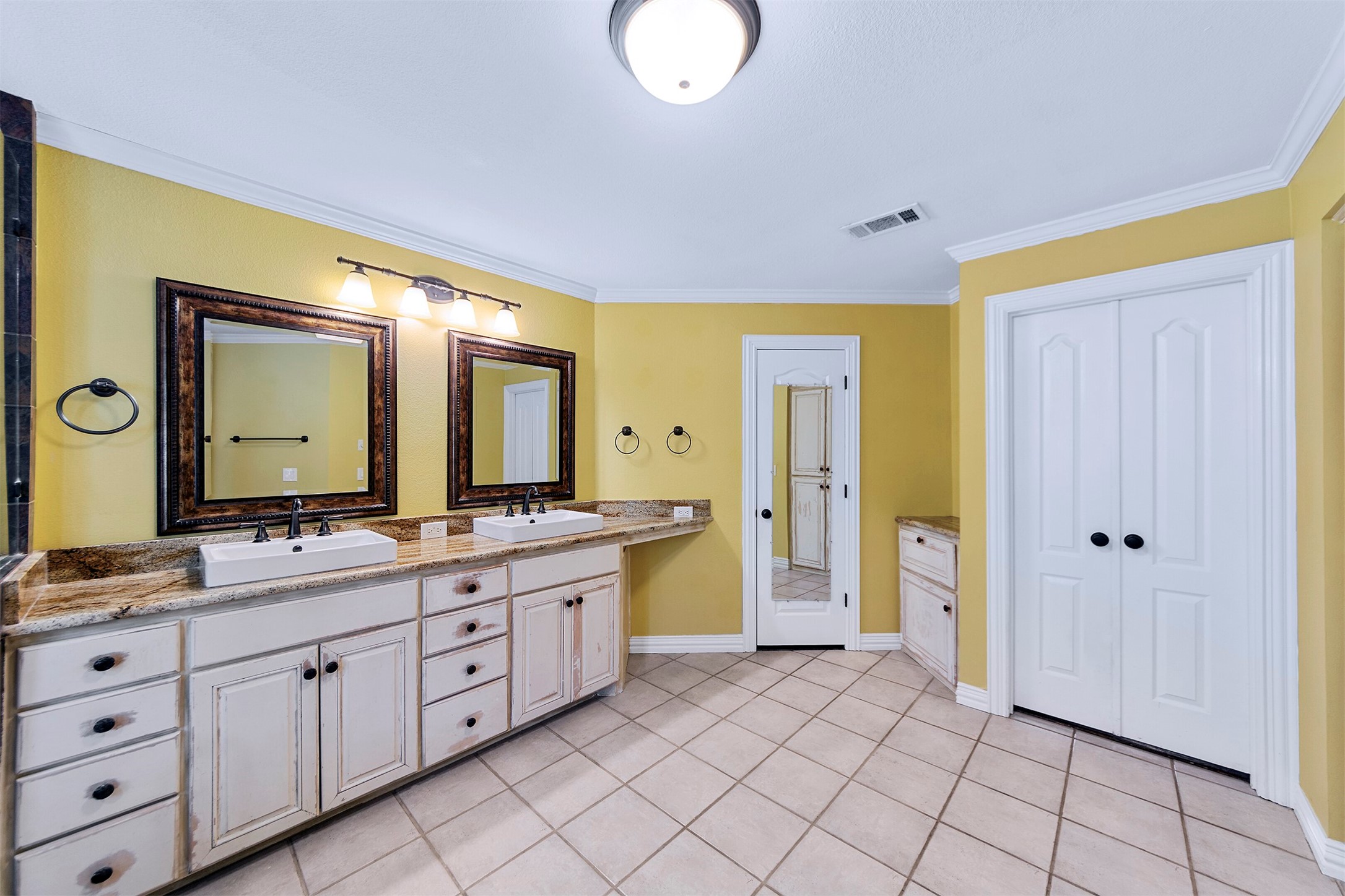 15 Oak Bluff Drive Cross Roads TX 76227