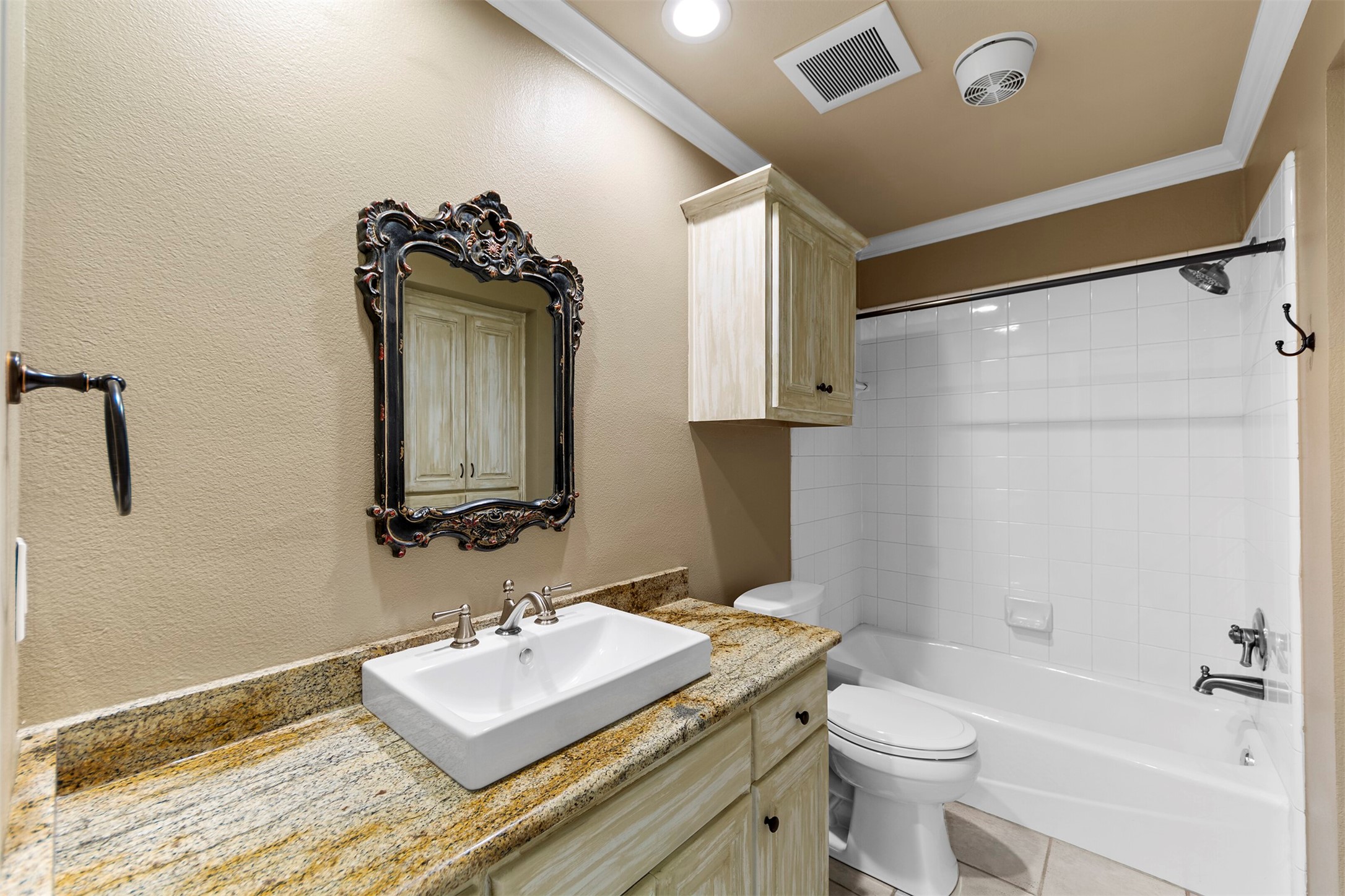 15 Oak Bluff Drive Cross Roads TX 76227