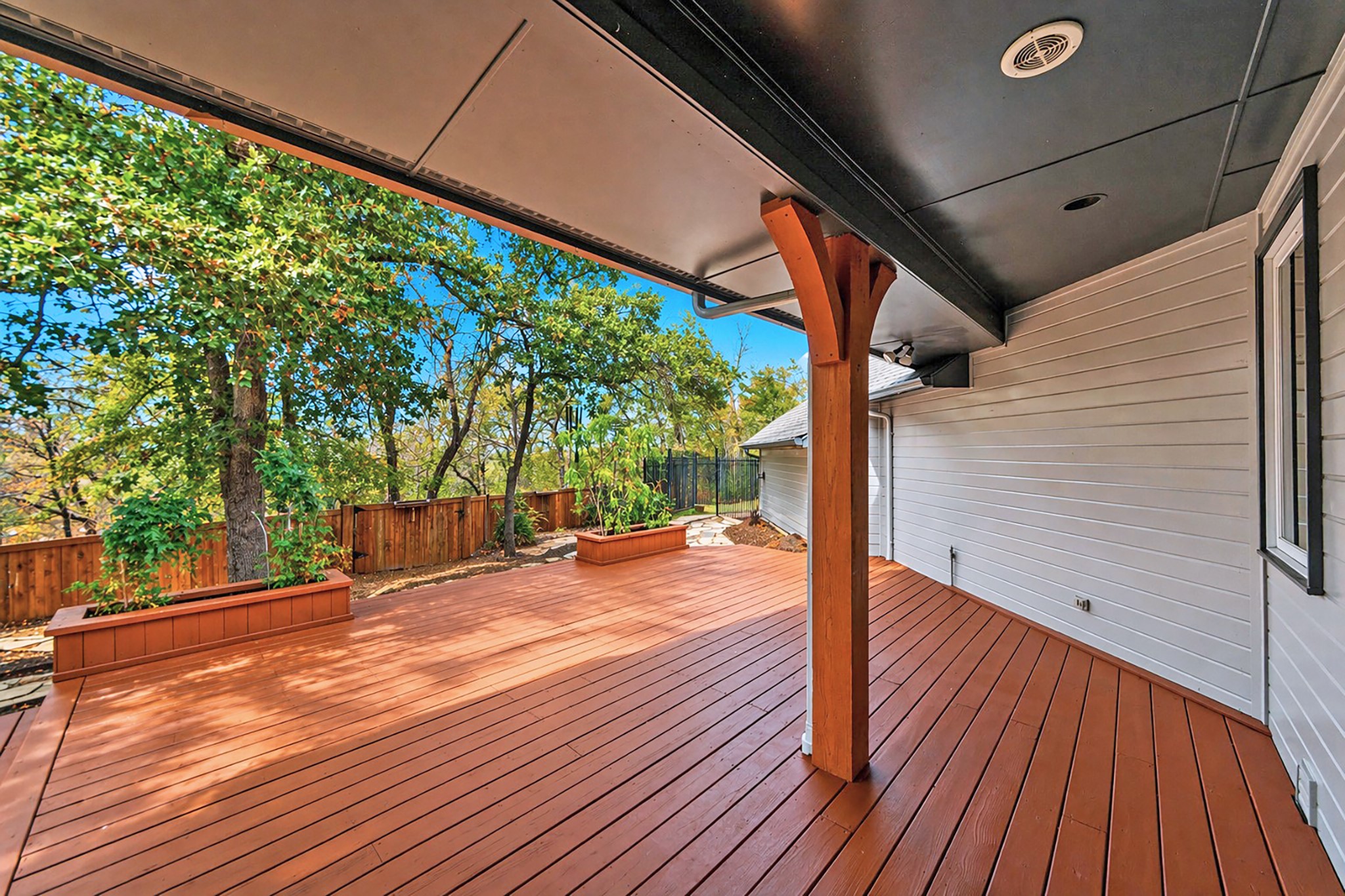 15 Oak Bluff Drive Cross Roads TX 76227