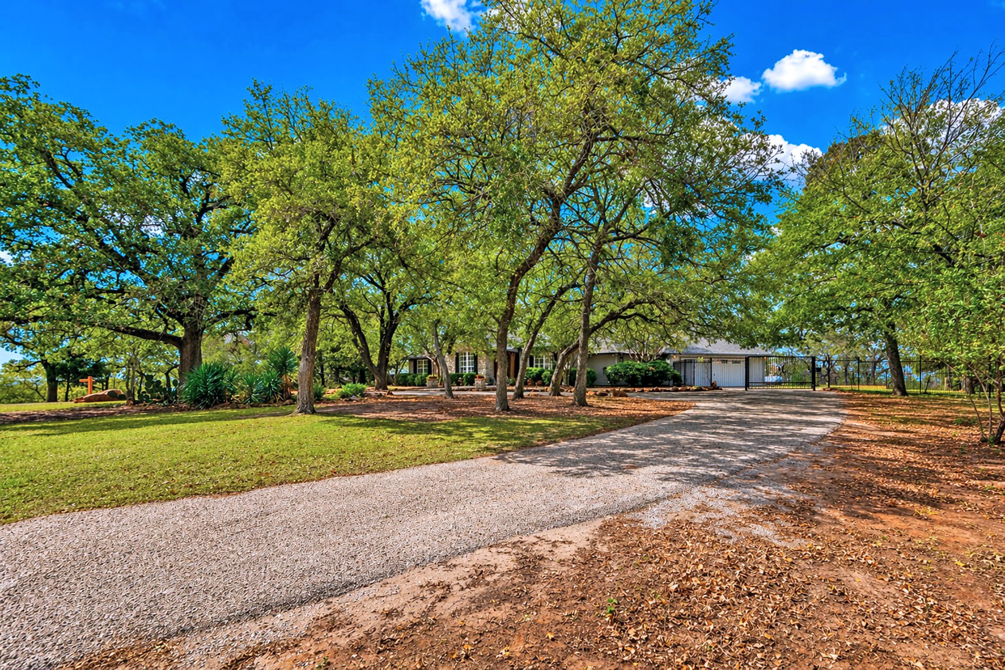 15 Oak Bluff Drive Cross Roads TX 76227