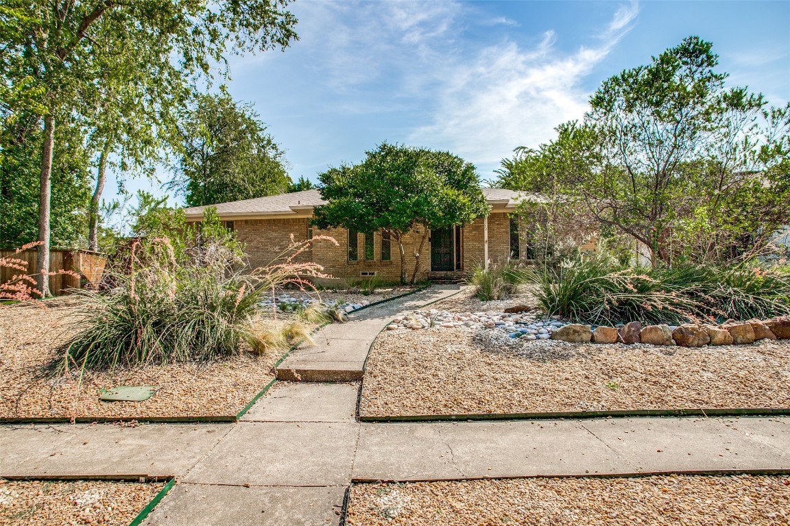 13132 Brushcreek Lane Dallas TX 75240