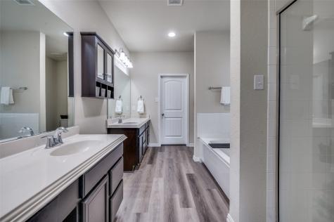 1701 Ridge Creek Lane Aubrey TX 76227