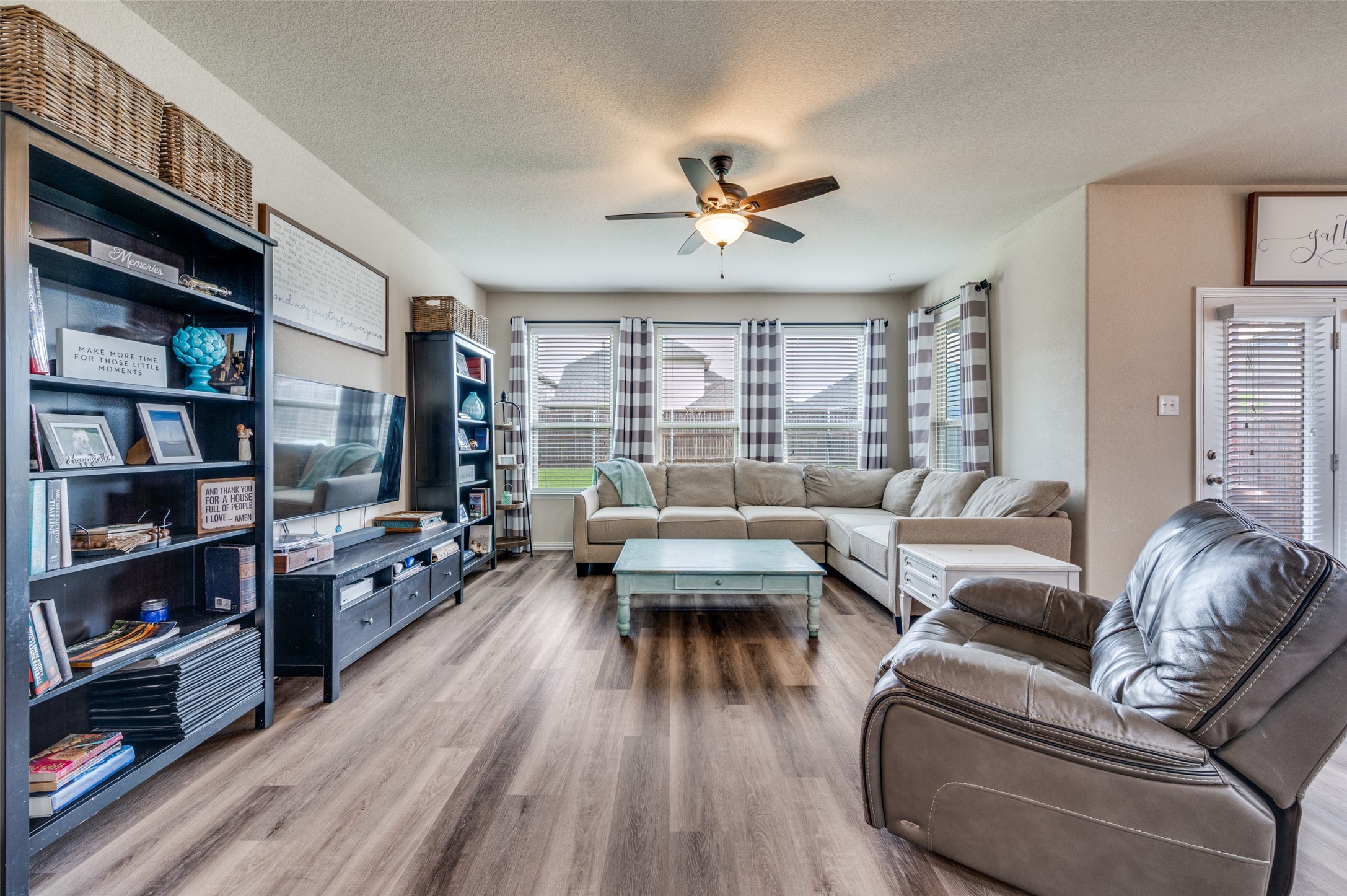 1701 Ridge Creek Lane Aubrey TX 76227