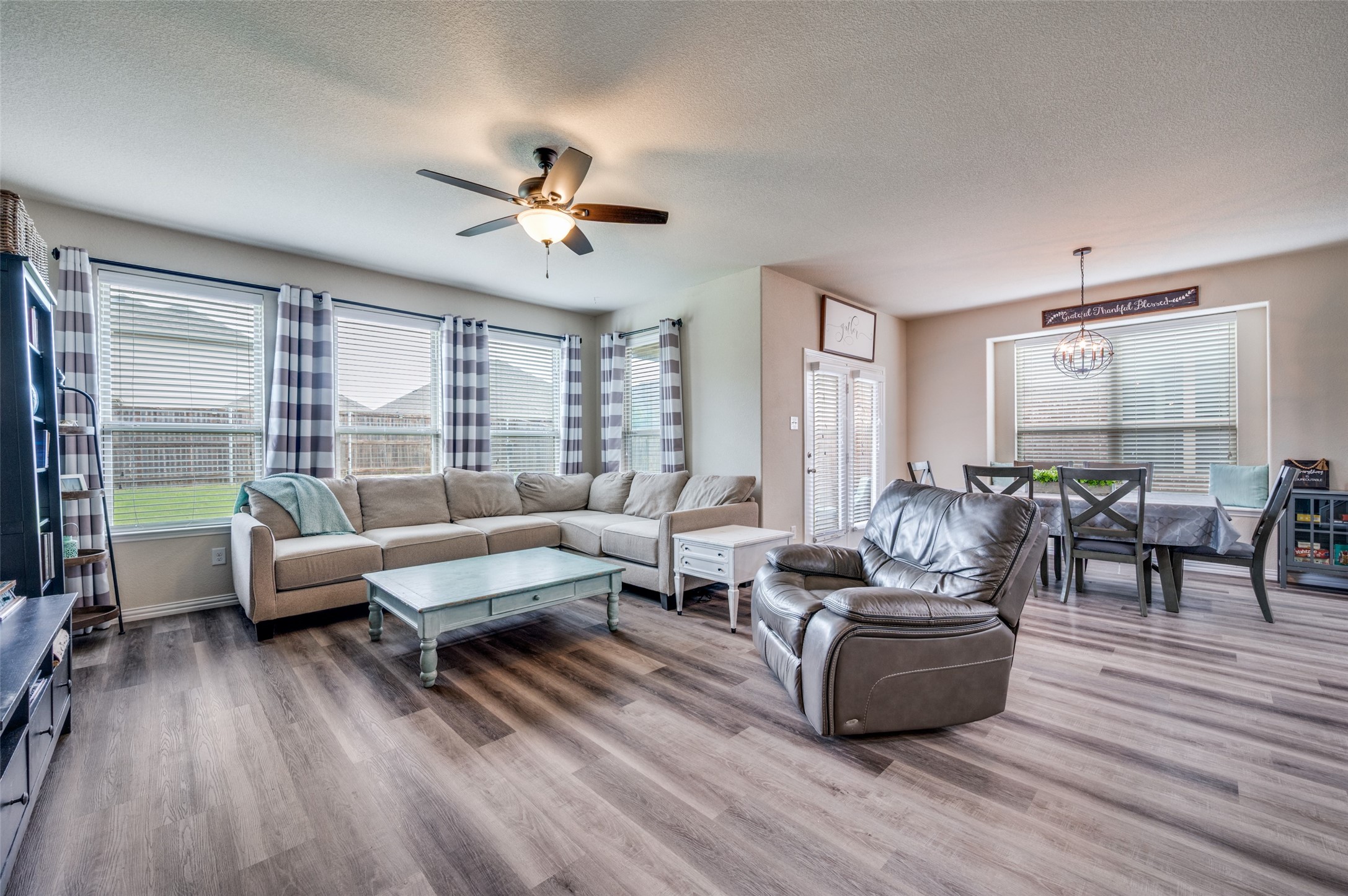 1701 Ridge Creek Lane Aubrey TX 76227
