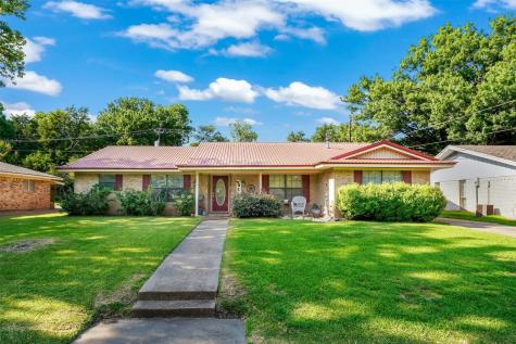 303 Wes Michael Road Bonham TX 75418
