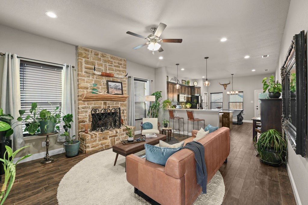 212 Mckittrick Lane Godley TX 76044