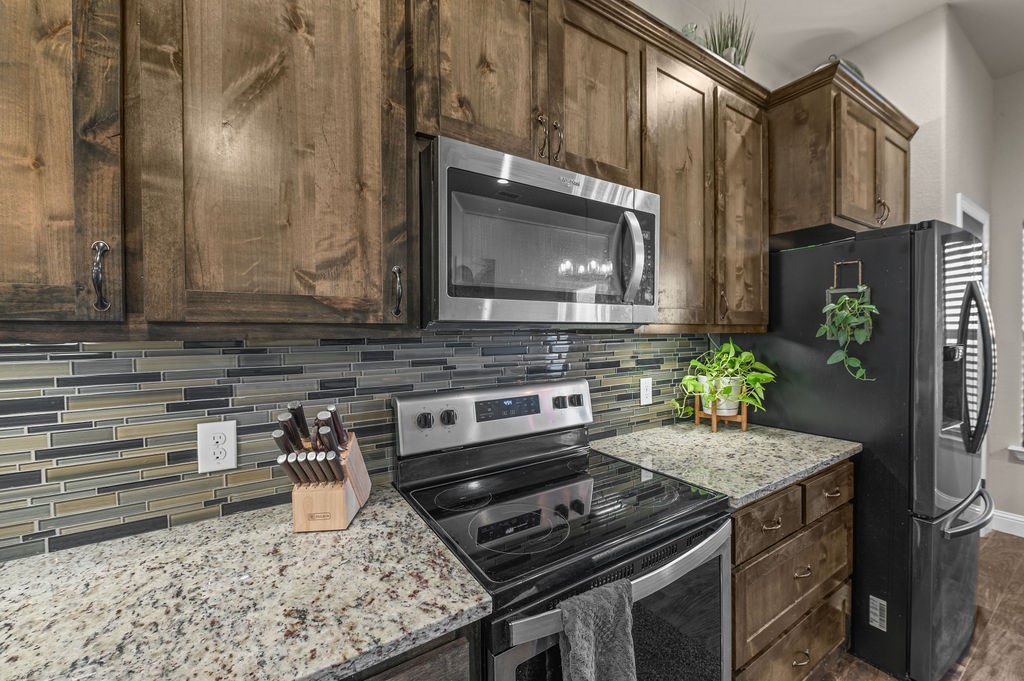 212 Mckittrick Lane Godley TX 76044