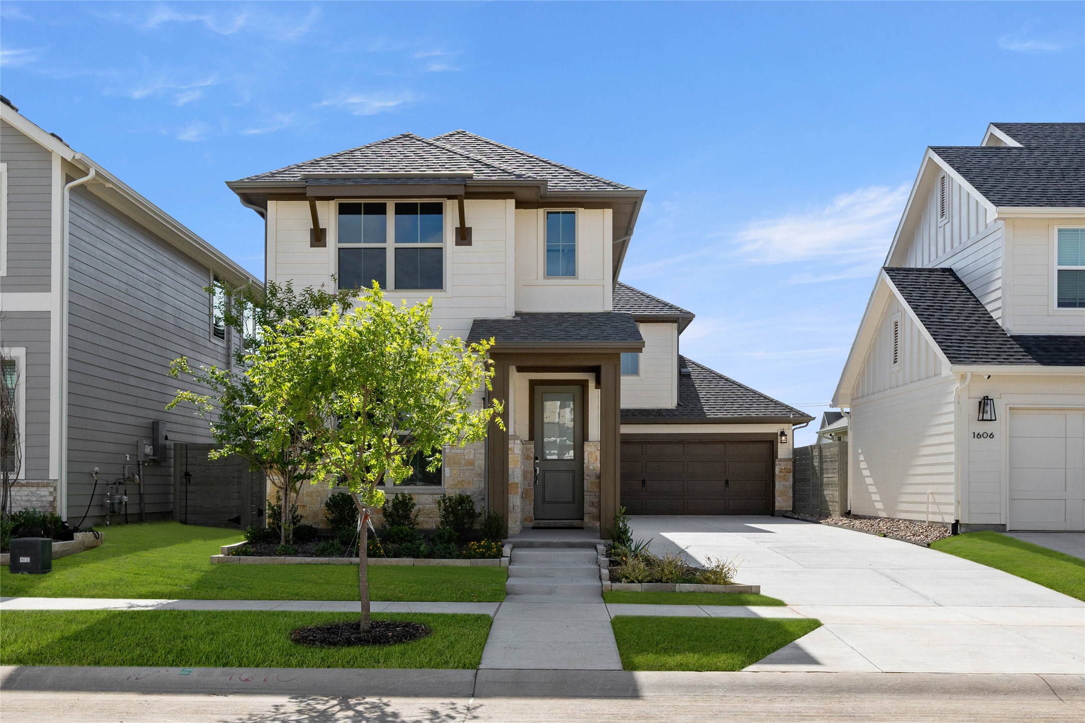 1610 Mint Argyle TX 76226