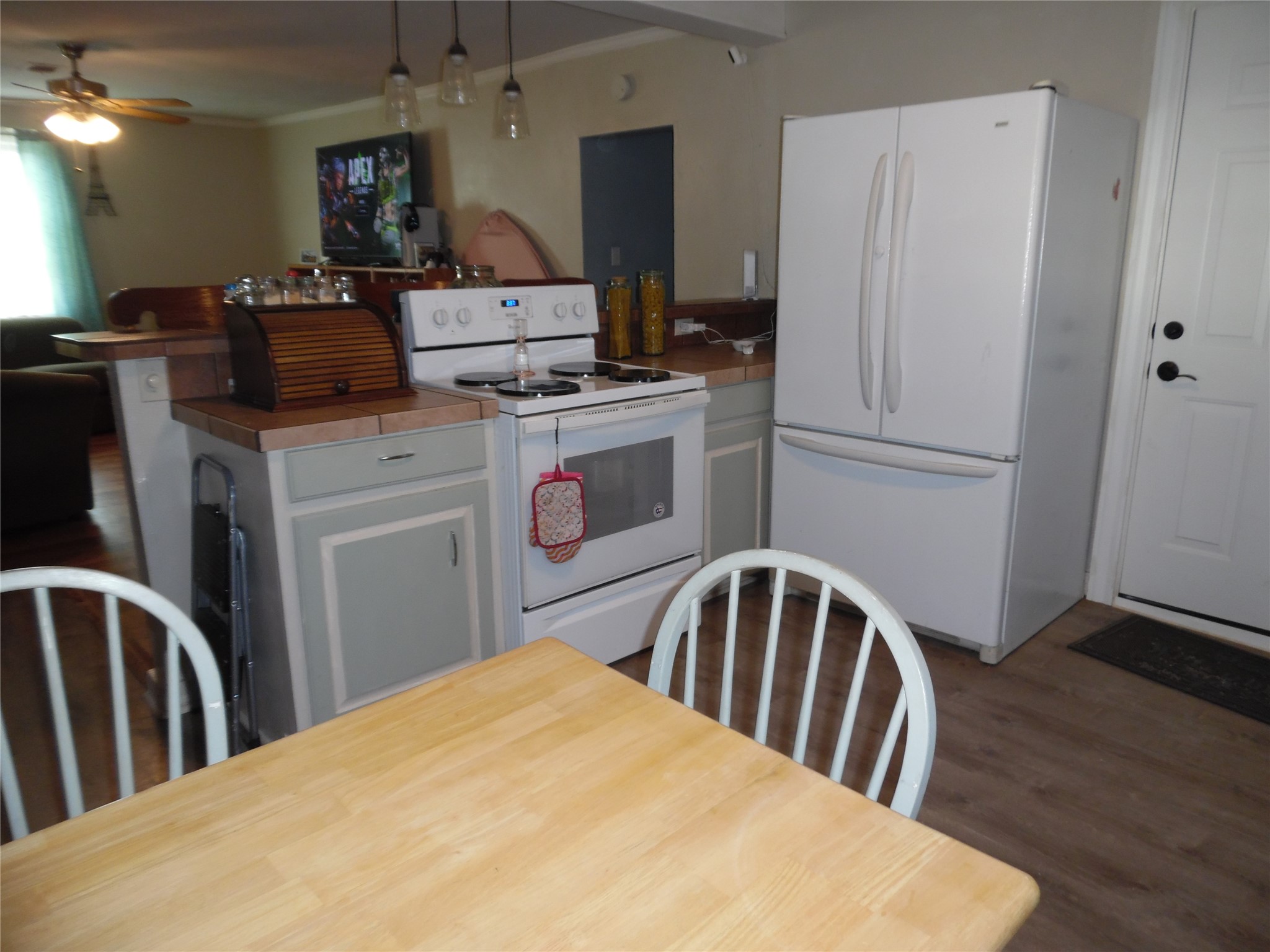 1307 N Elm Street Weatherford TX 76086