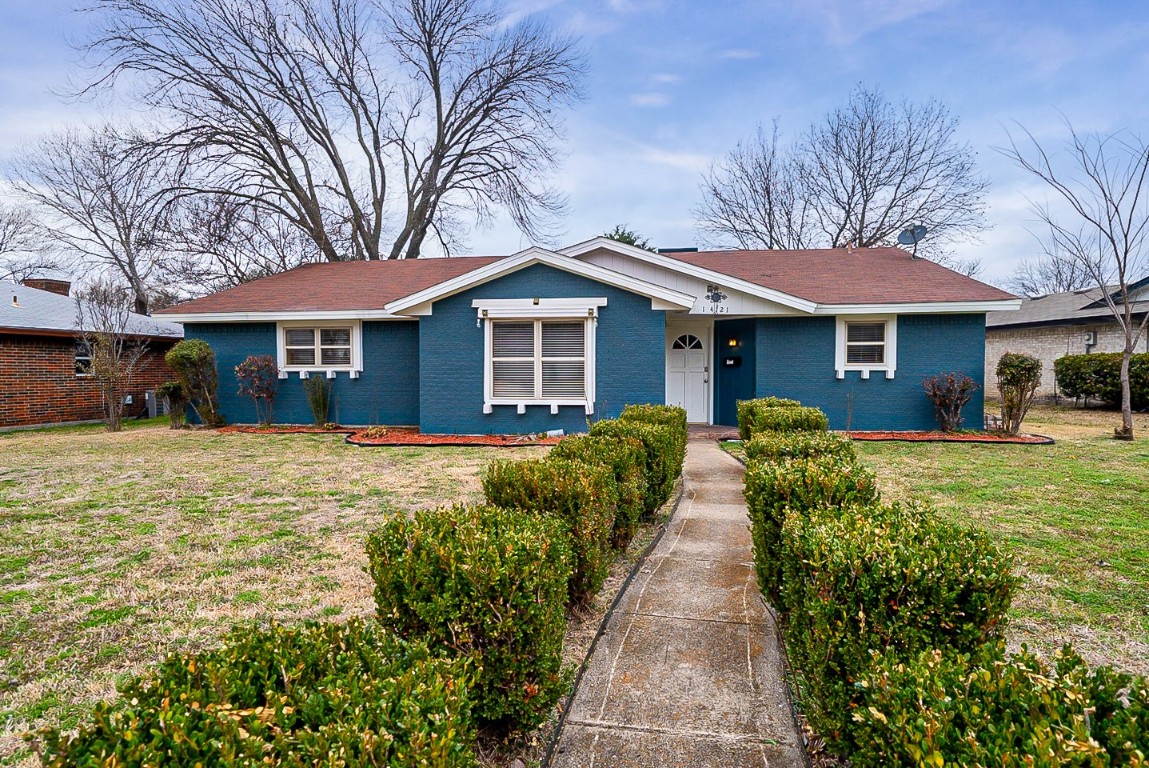 1421 Bowie Street Garland TX 75042