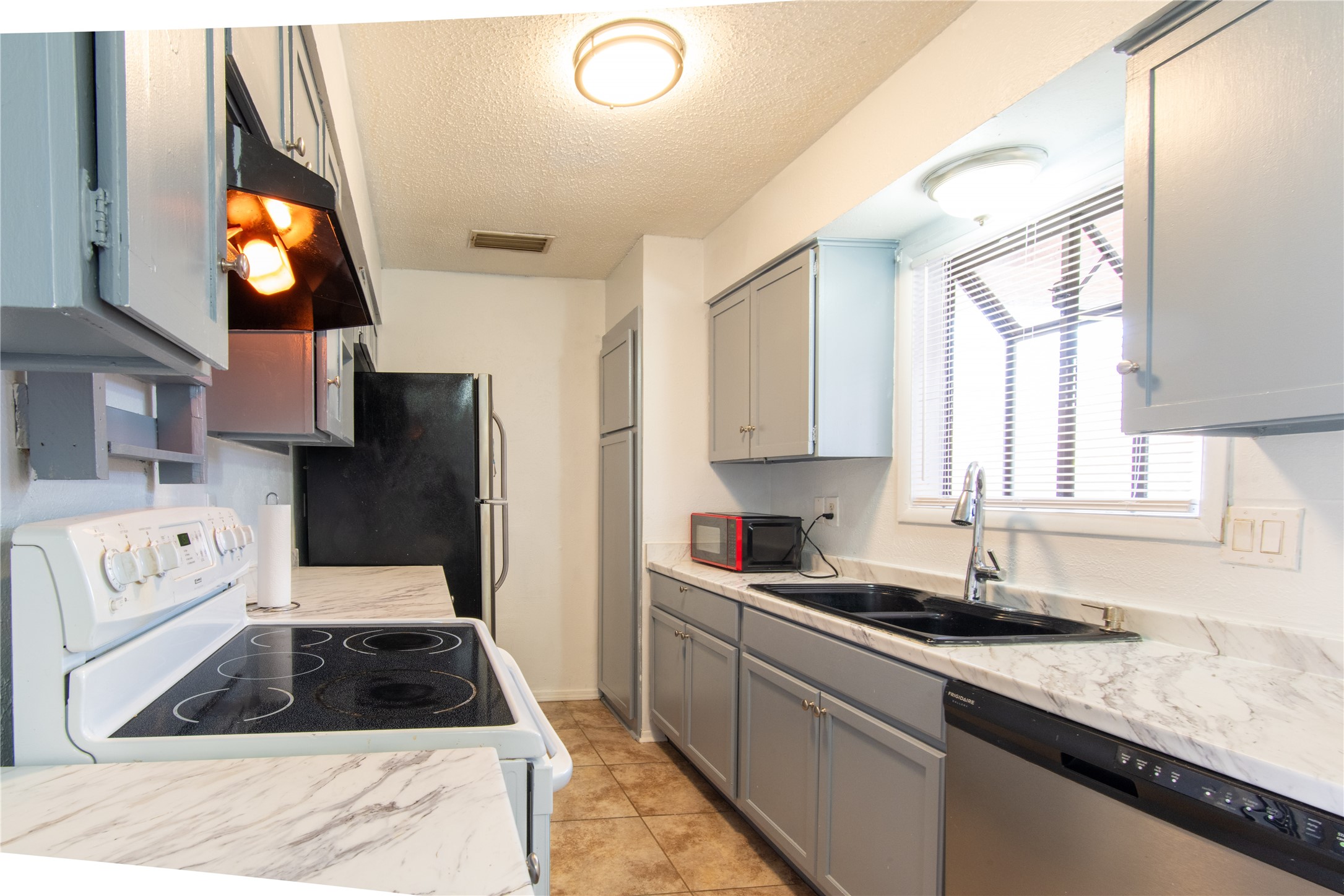 808 Meadow Mead Drive Allen TX 75002