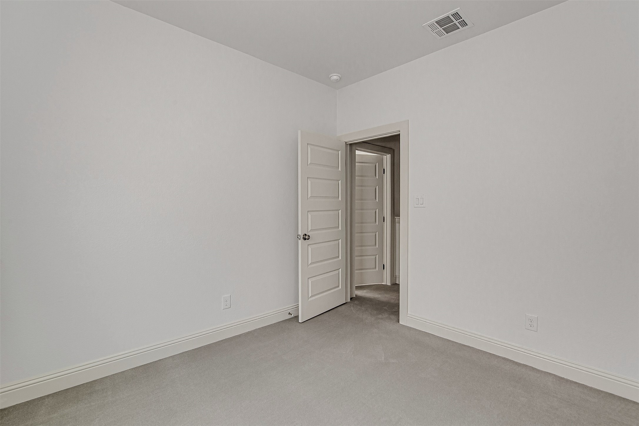 3155 N Glen Garden Drive N Fort Worth TX 76119
