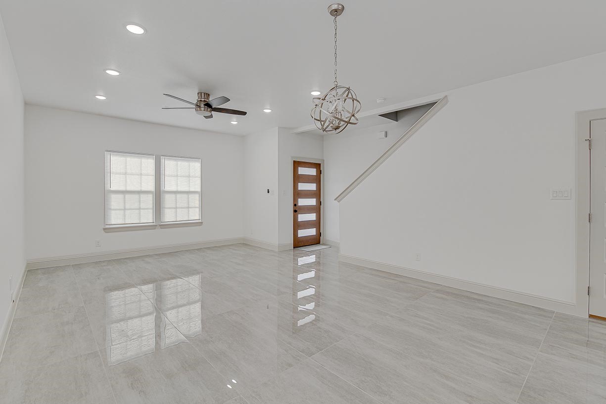 3155 N Glen Garden Drive N Fort Worth TX 76119