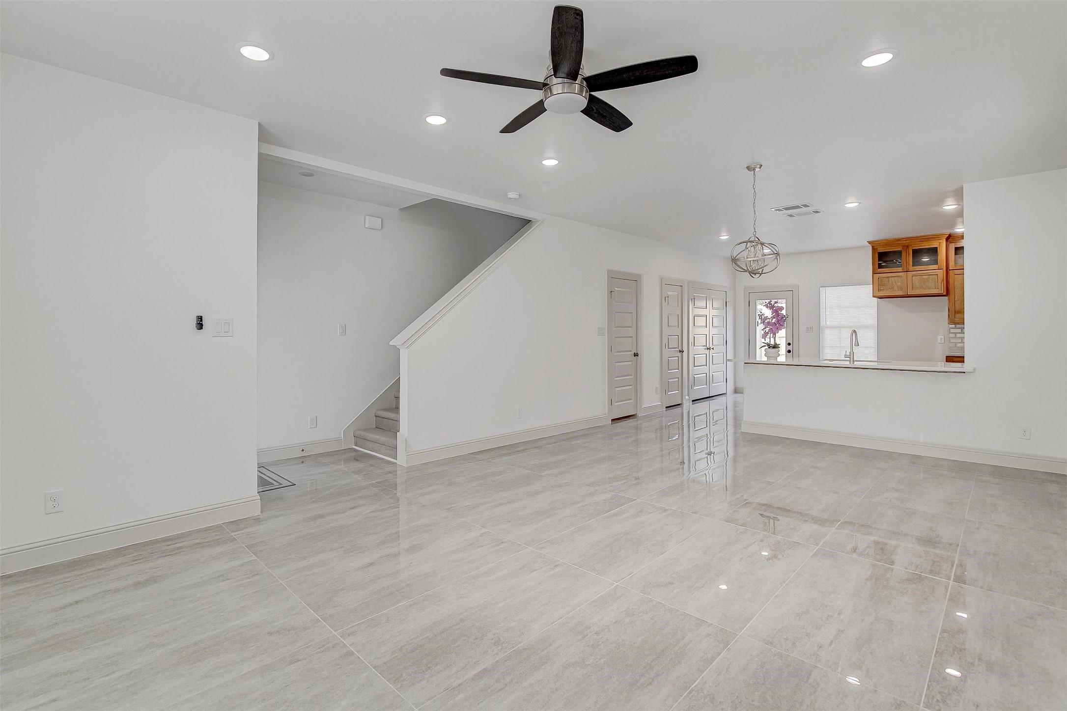 3155 N Glen Garden Drive N Fort Worth TX 76119