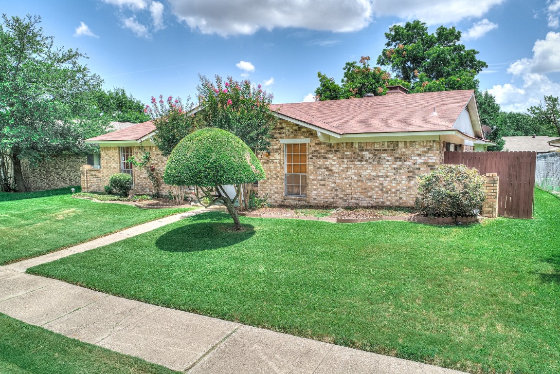 5010 Presidio Drive Garland TX 75043