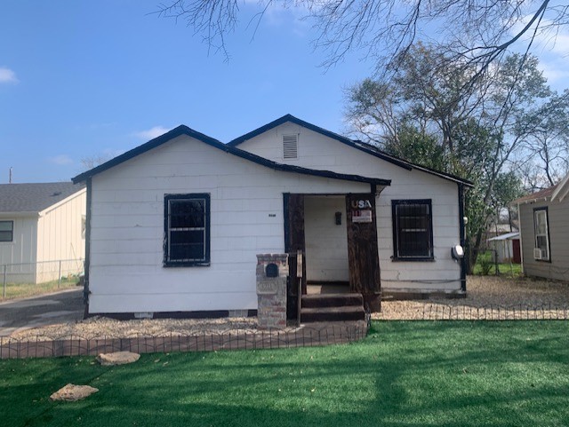 1223 Preston Street Waco TX 76704