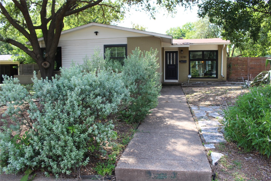 9781 Ash Creek Drive Dallas TX 75228