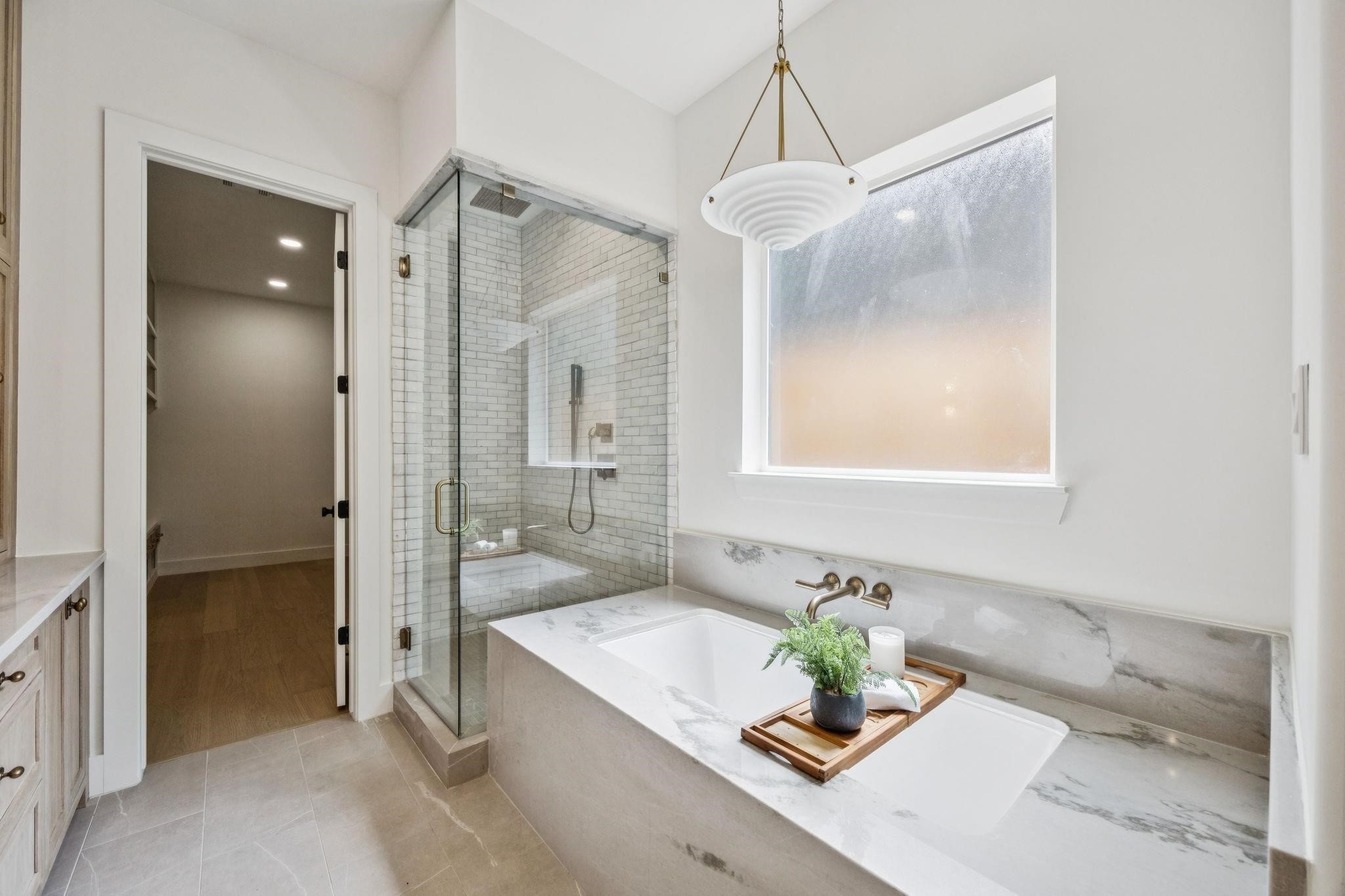 6244 Richmond Avenue Dallas TX 75214