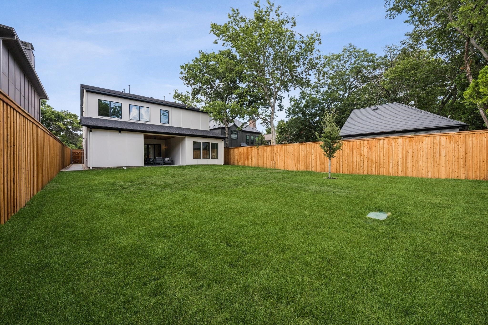 6244 Richmond Avenue Dallas TX 75214