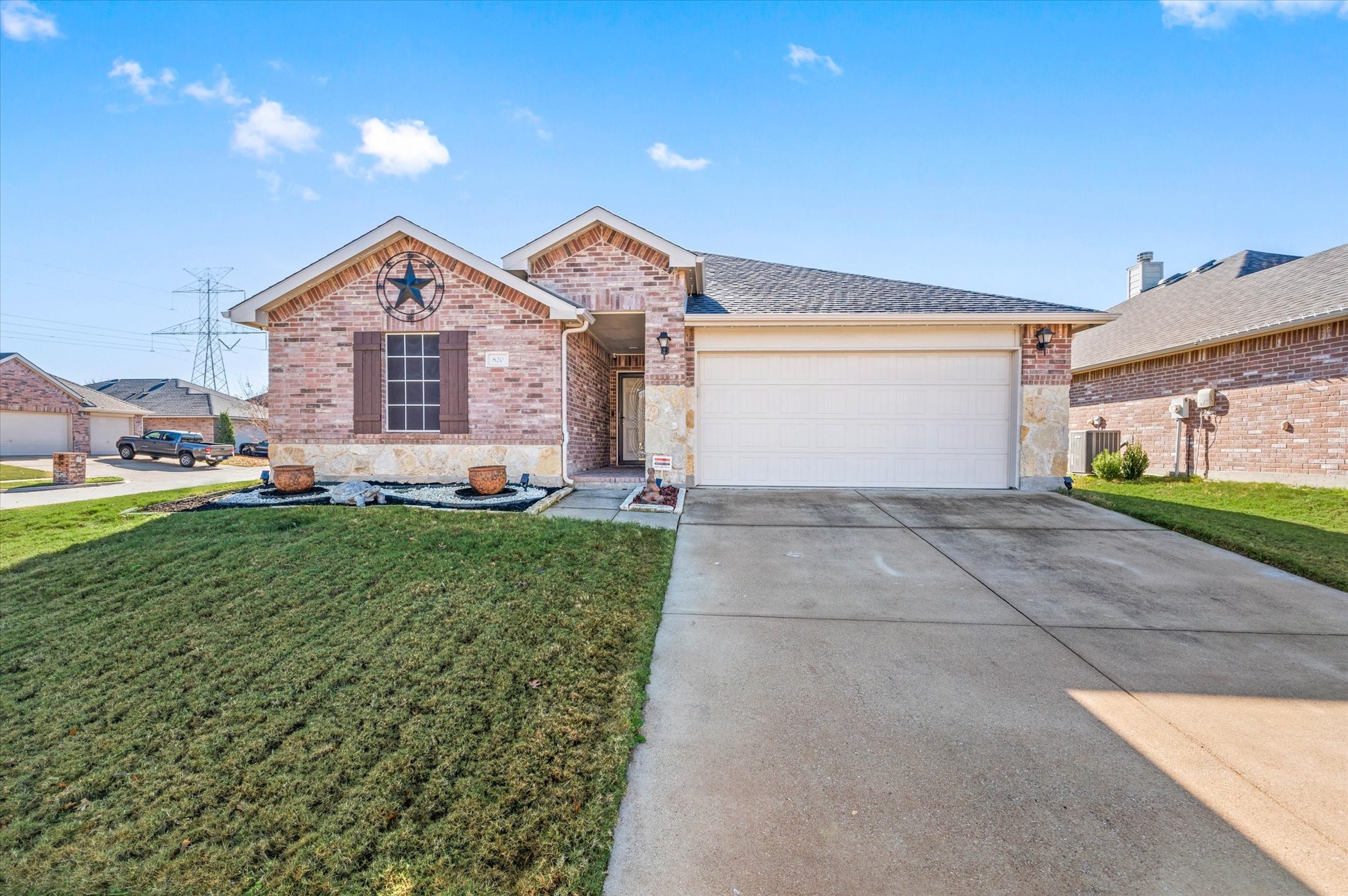 820 Bastrop Drive Arlington TX 76002
