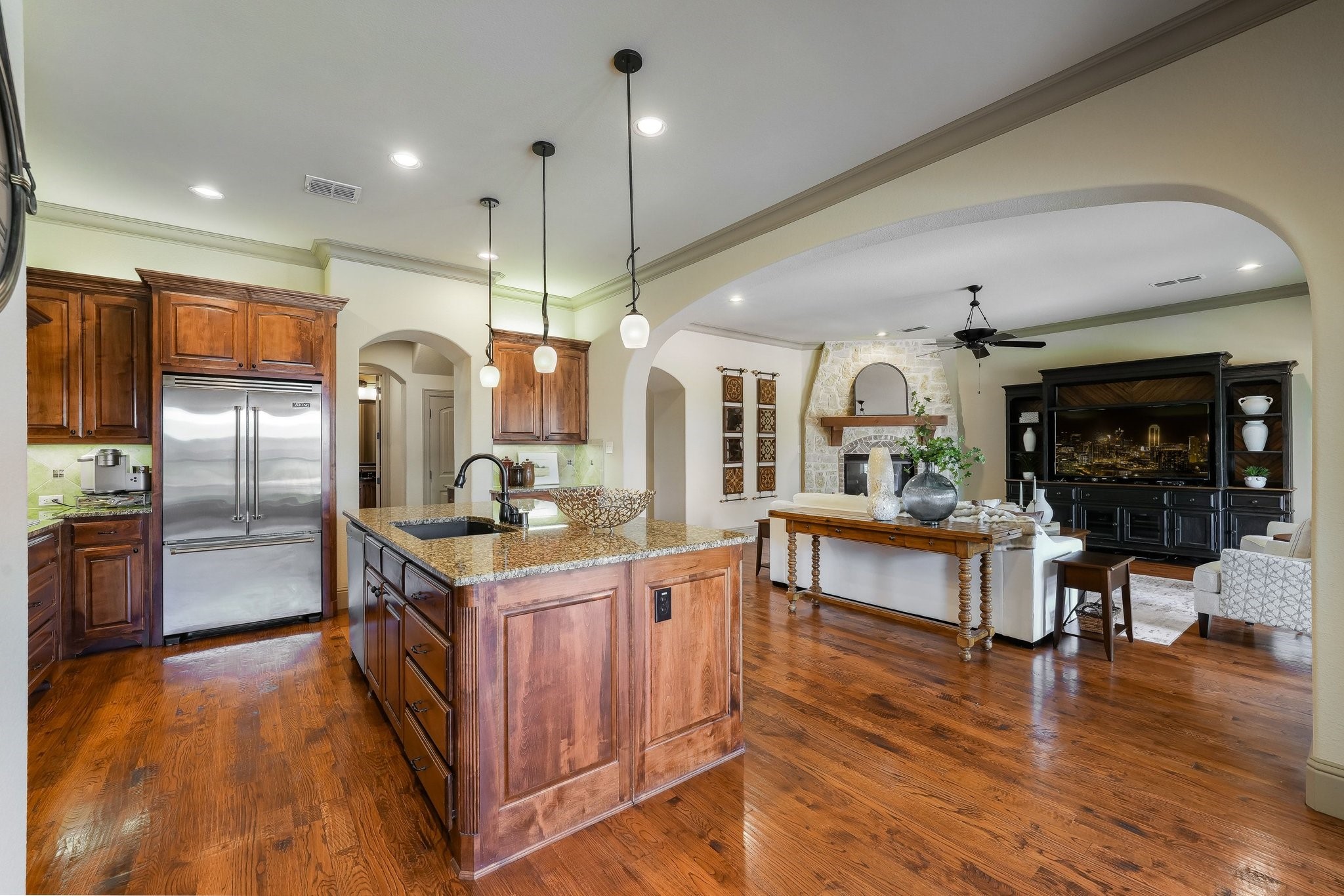 5859 Shoreside Bend Irving TX 75039
