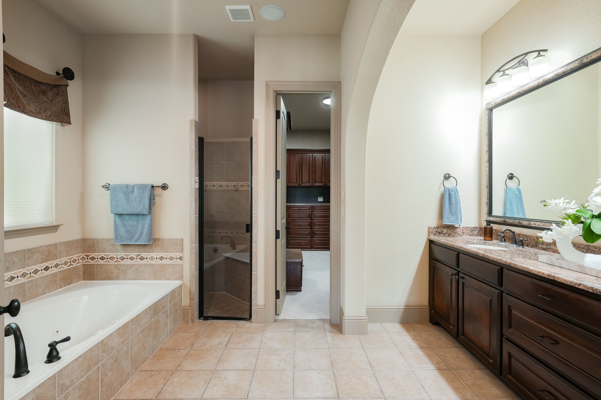 5859 Shoreside Bend Irving TX 75039
