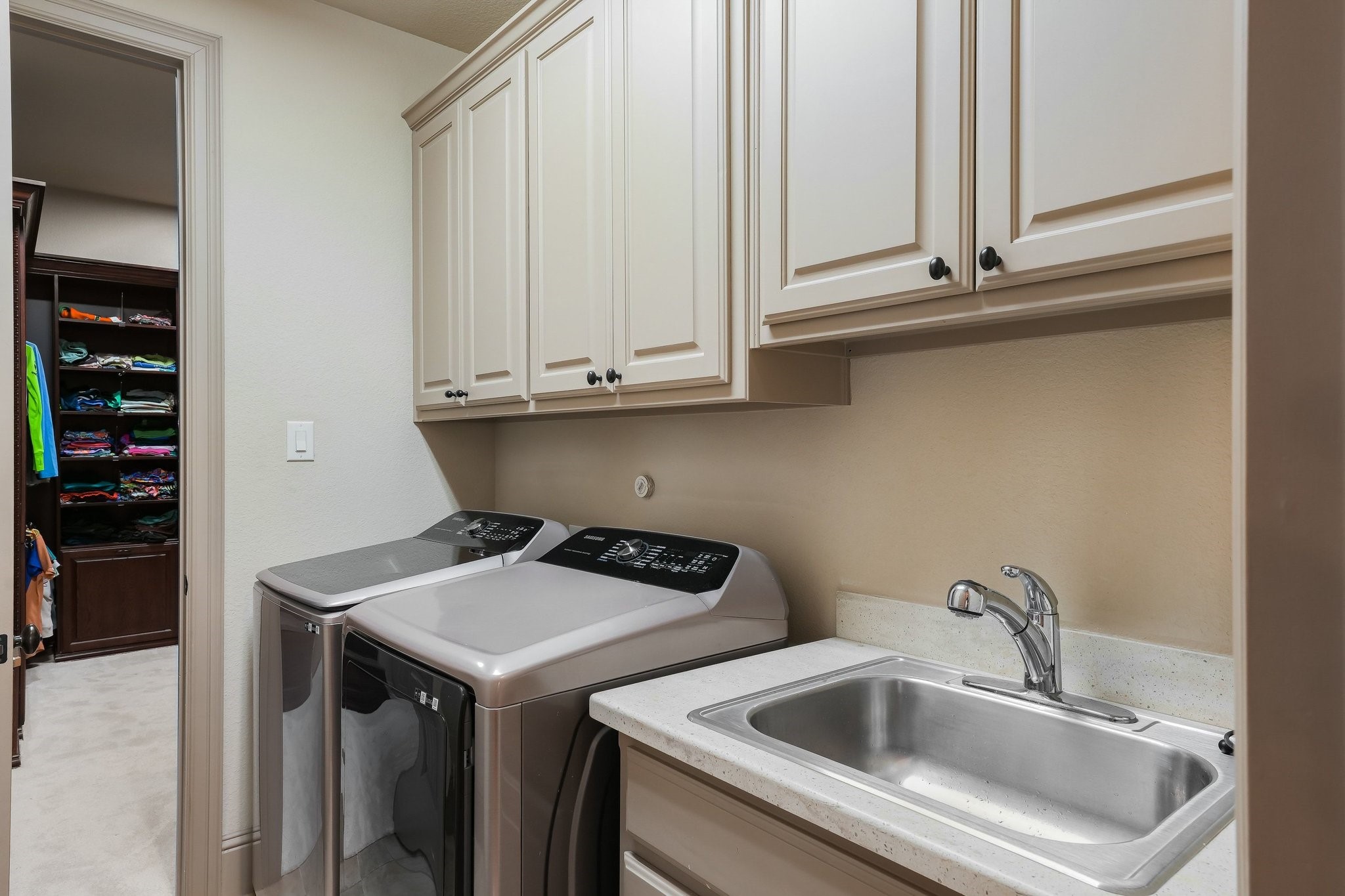 5859 Shoreside Bend Irving TX 75039