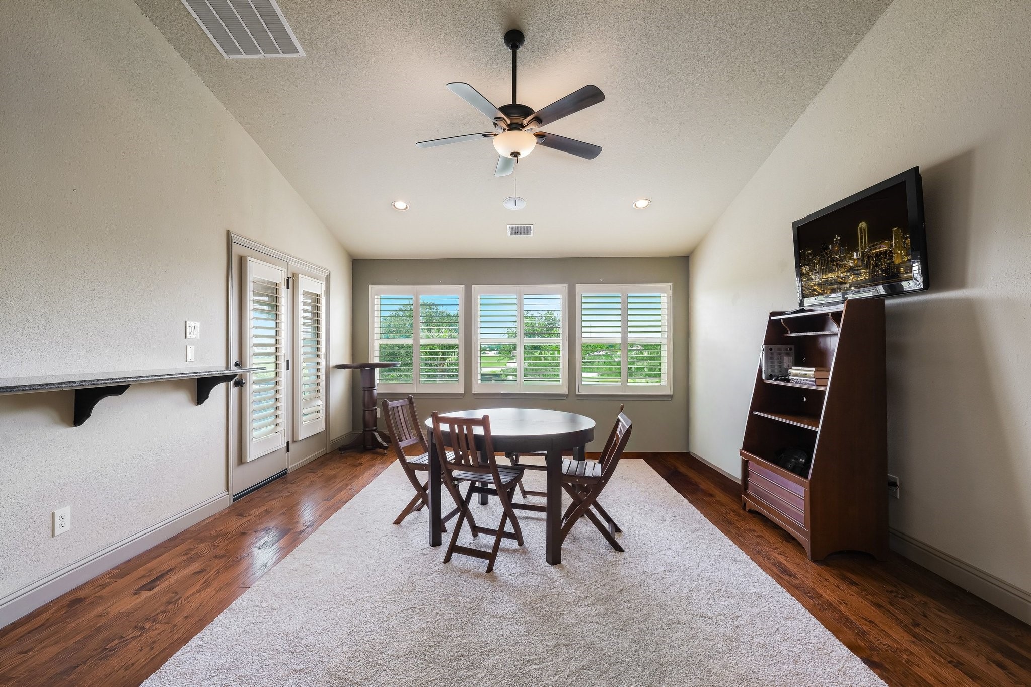5859 Shoreside Bend Irving TX 75039