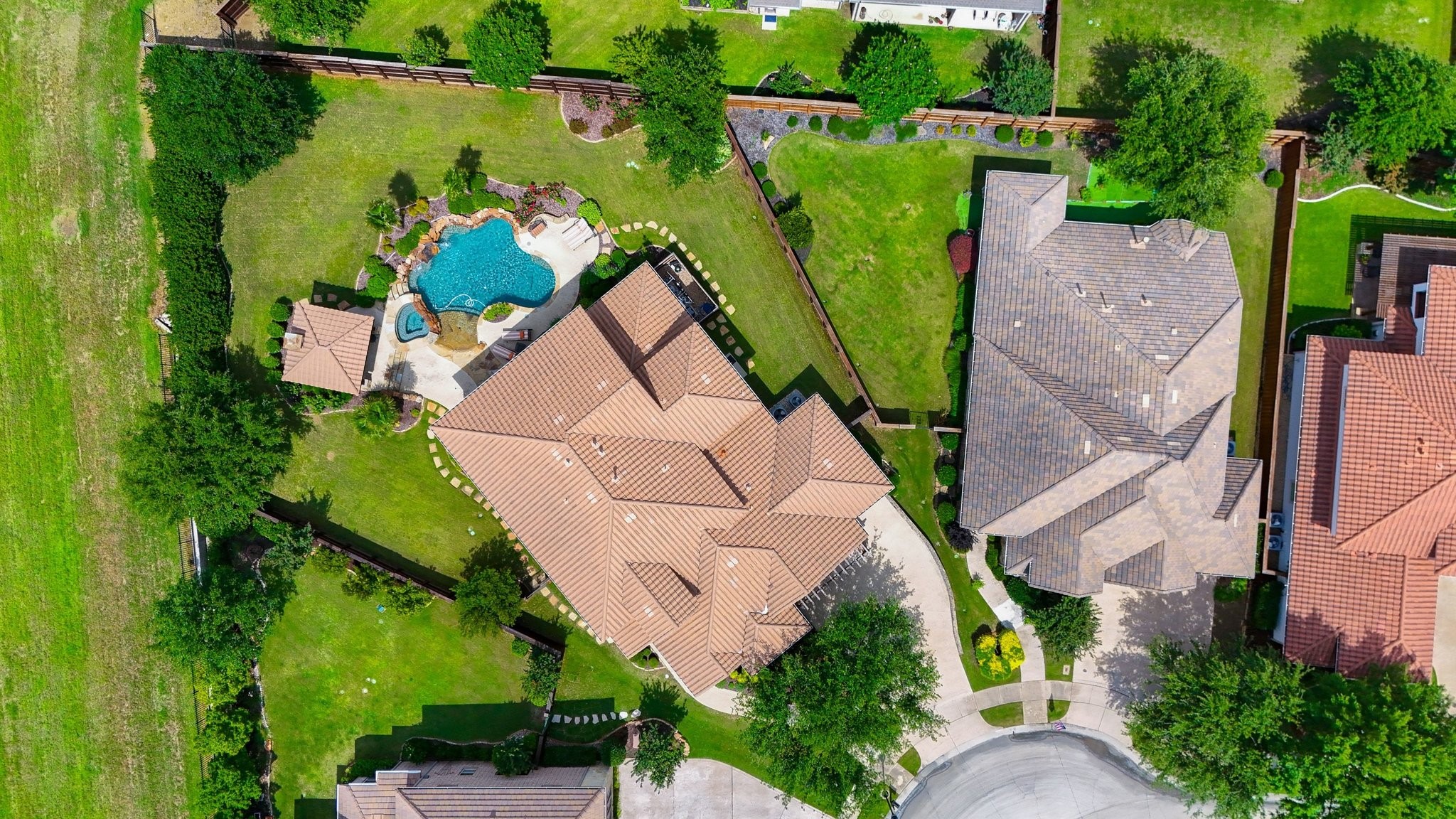 5859 Shoreside Bend Irving TX 75039