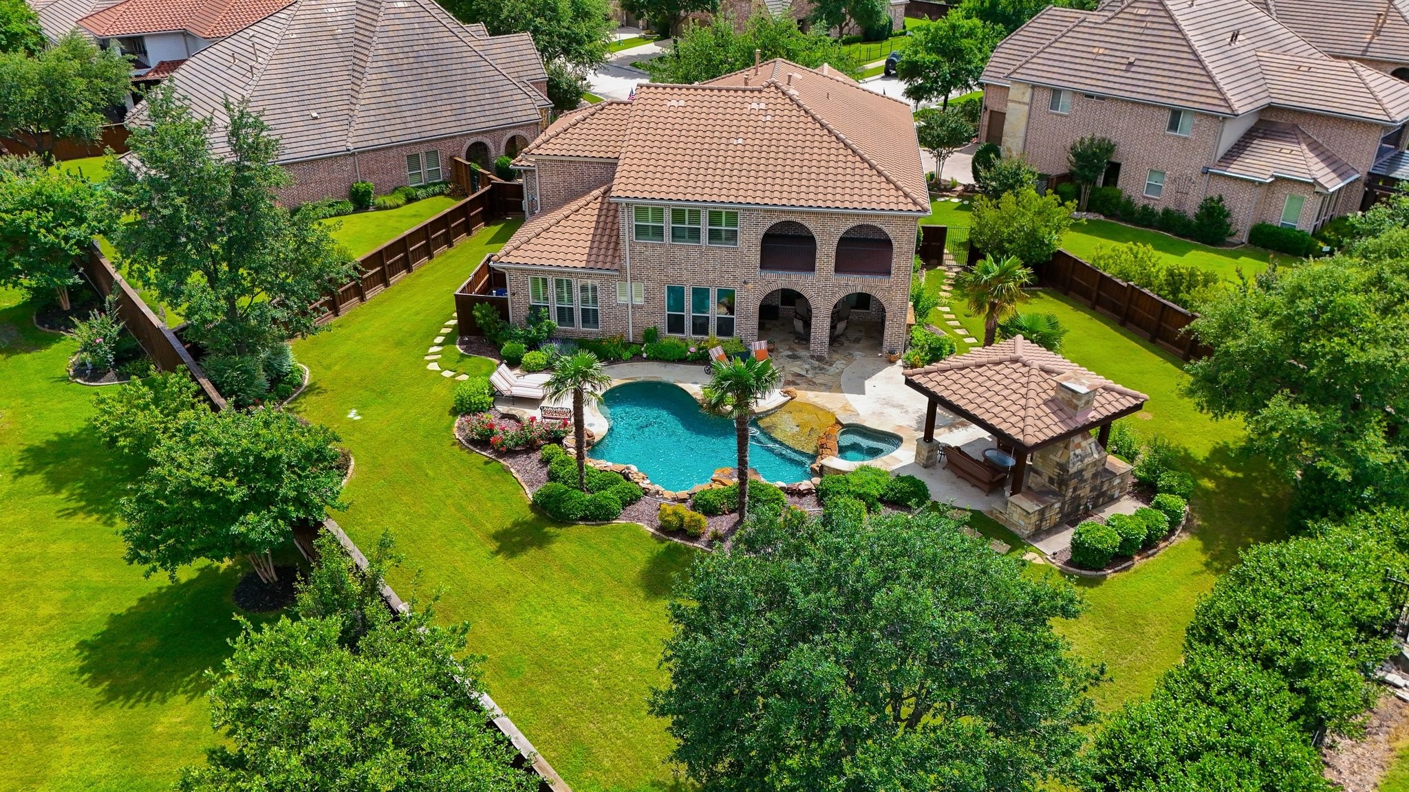 5859 Shoreside Bend Irving TX 75039