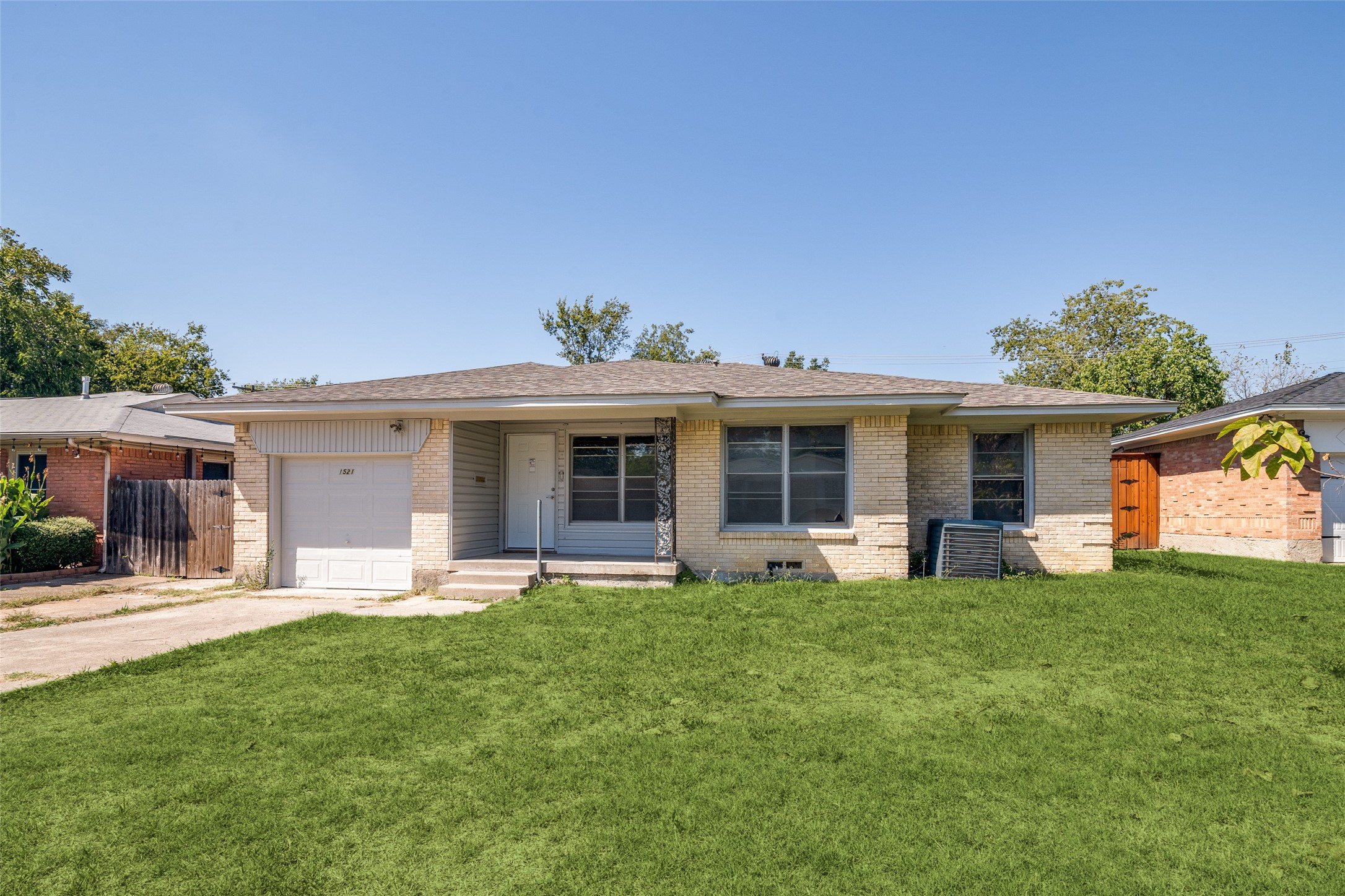 1521 Ridgeview Street Mesquite TX 75149