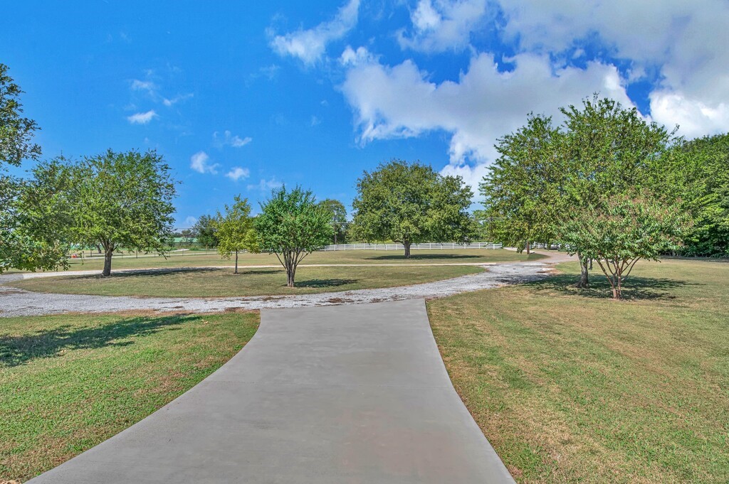 655 Buster Chatham Road Waco TX 76705