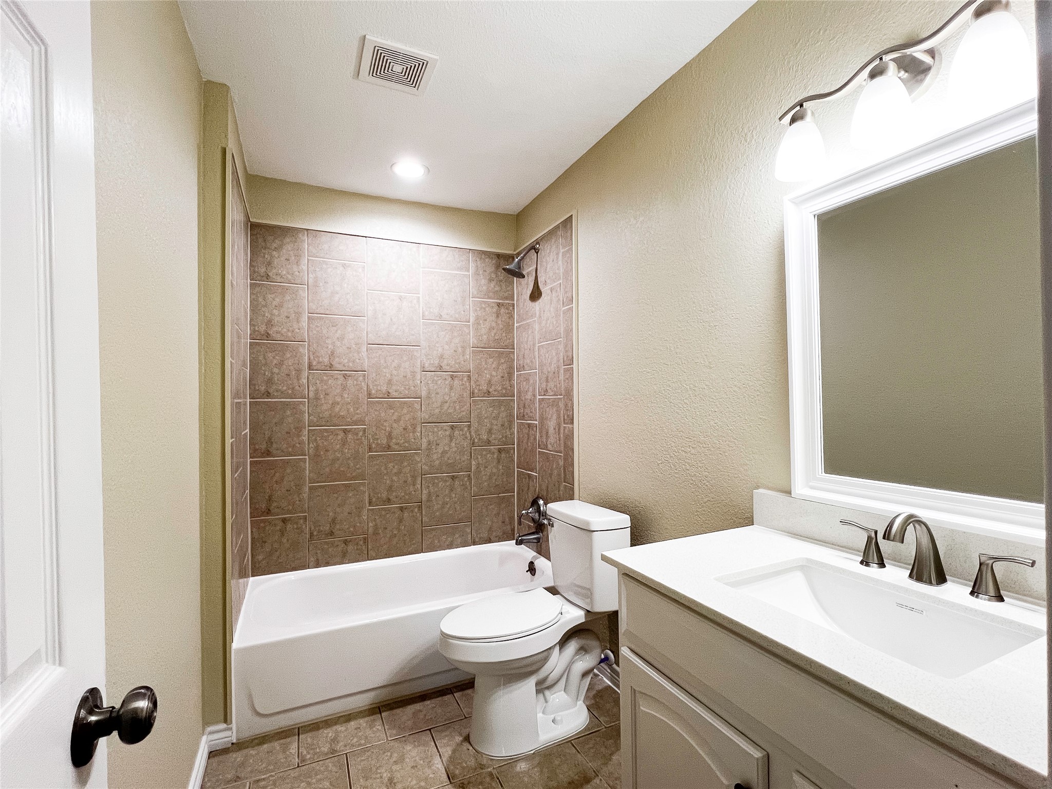 807 Crockett Midlothian TX 76065
