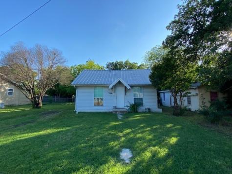 764 N Barton Street Stephenville TX 76401