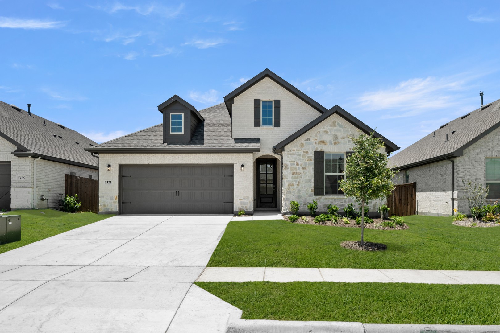 1321 Rothland Lane Red Oak TX 75154
