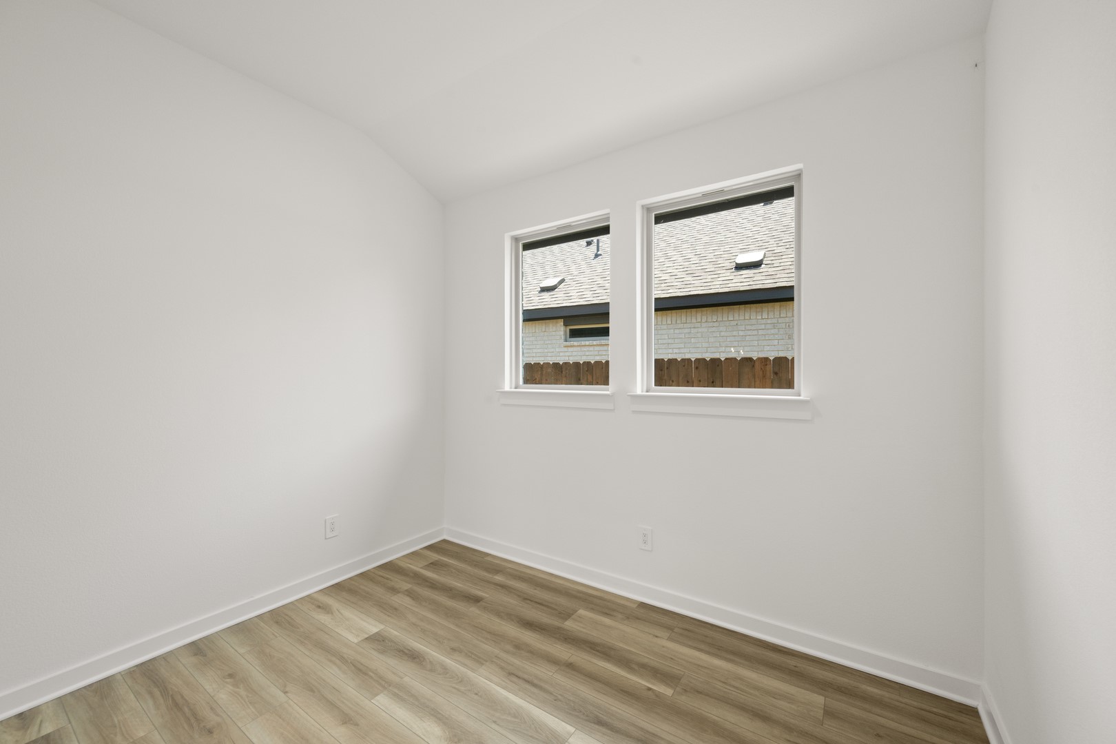 1321 Rothland Lane Red Oak TX 75154