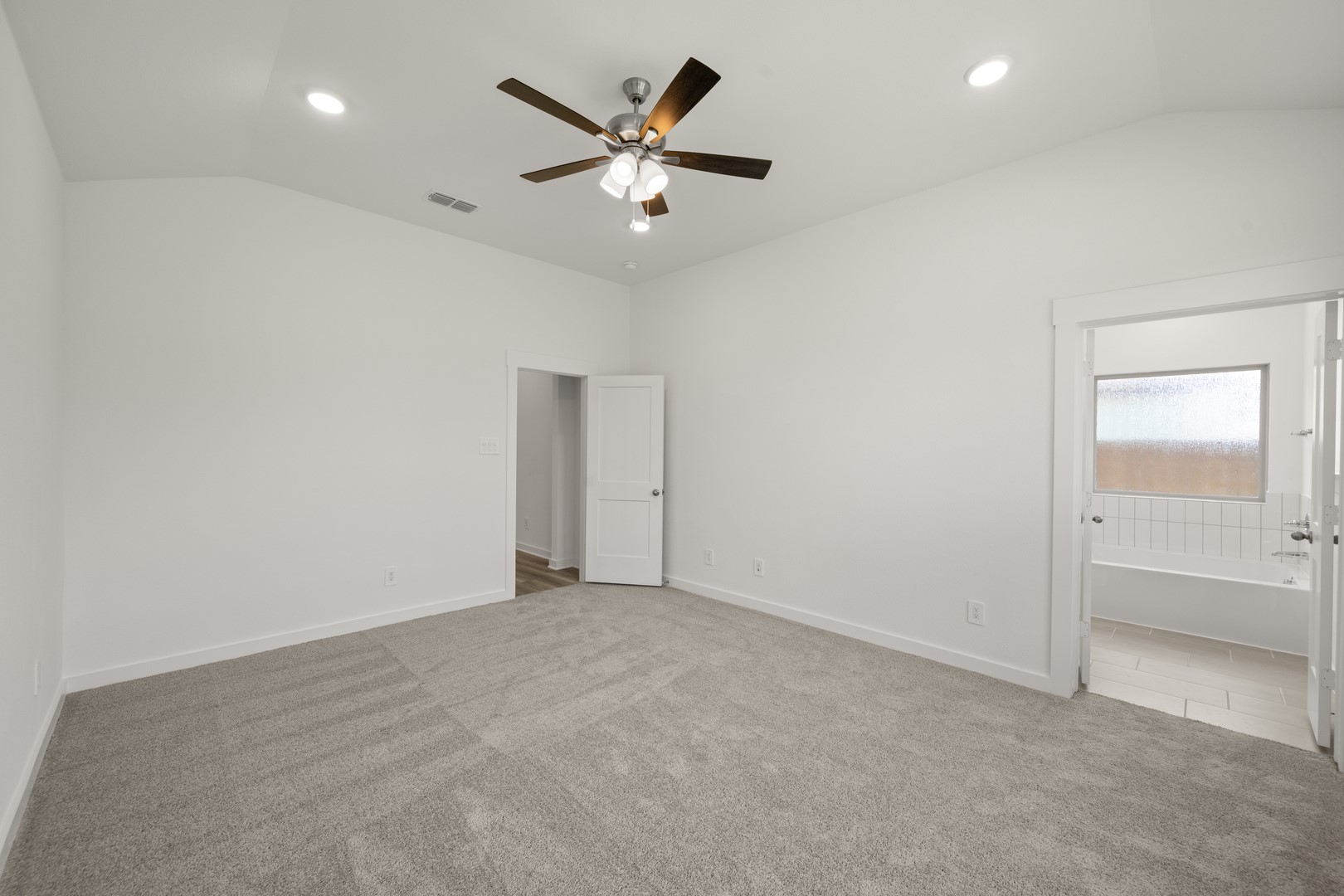 1321 Rothland Lane Red Oak TX 75154
