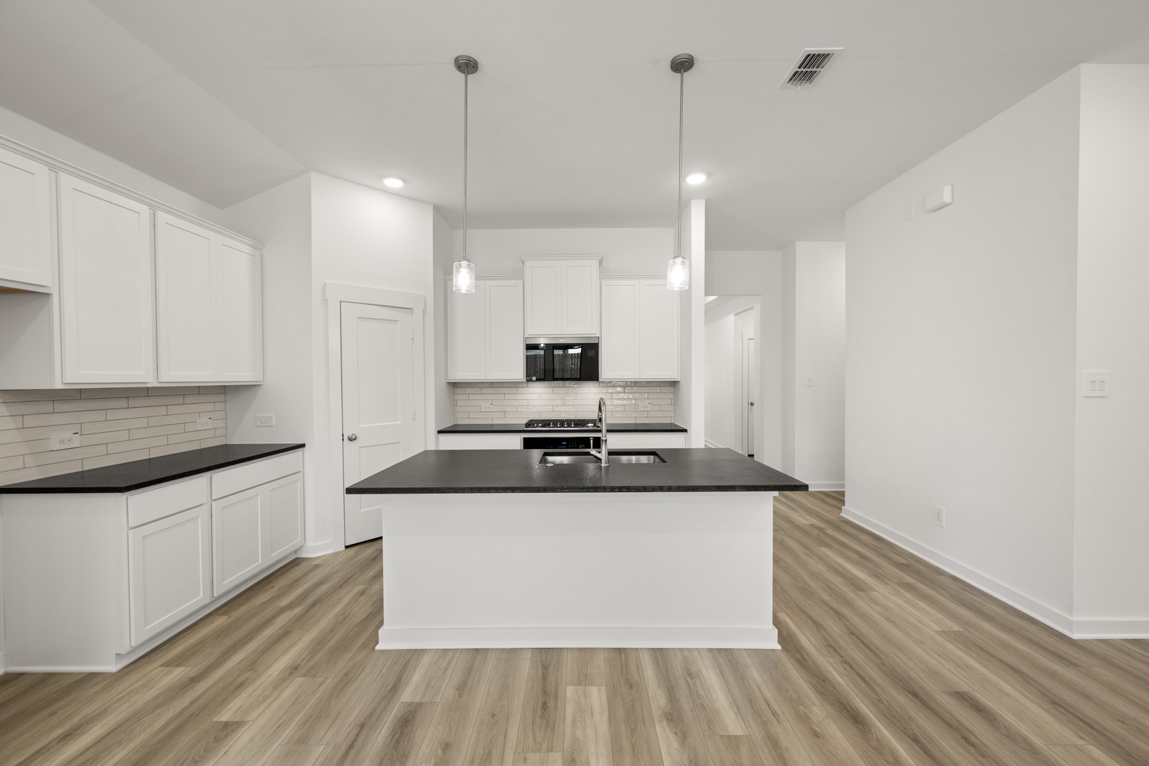 1321 Rothland Lane Red Oak TX 75154